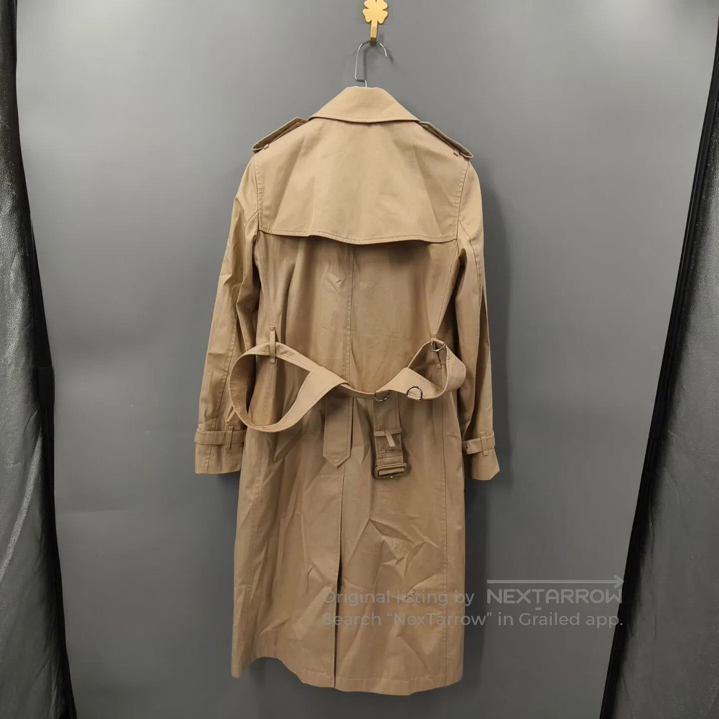 Burberry Burberry Solid Color Double Breasted Mid-Length Trench Coa Size XXL / US 16-18 / IT 52-54 - 2 Thumbnail