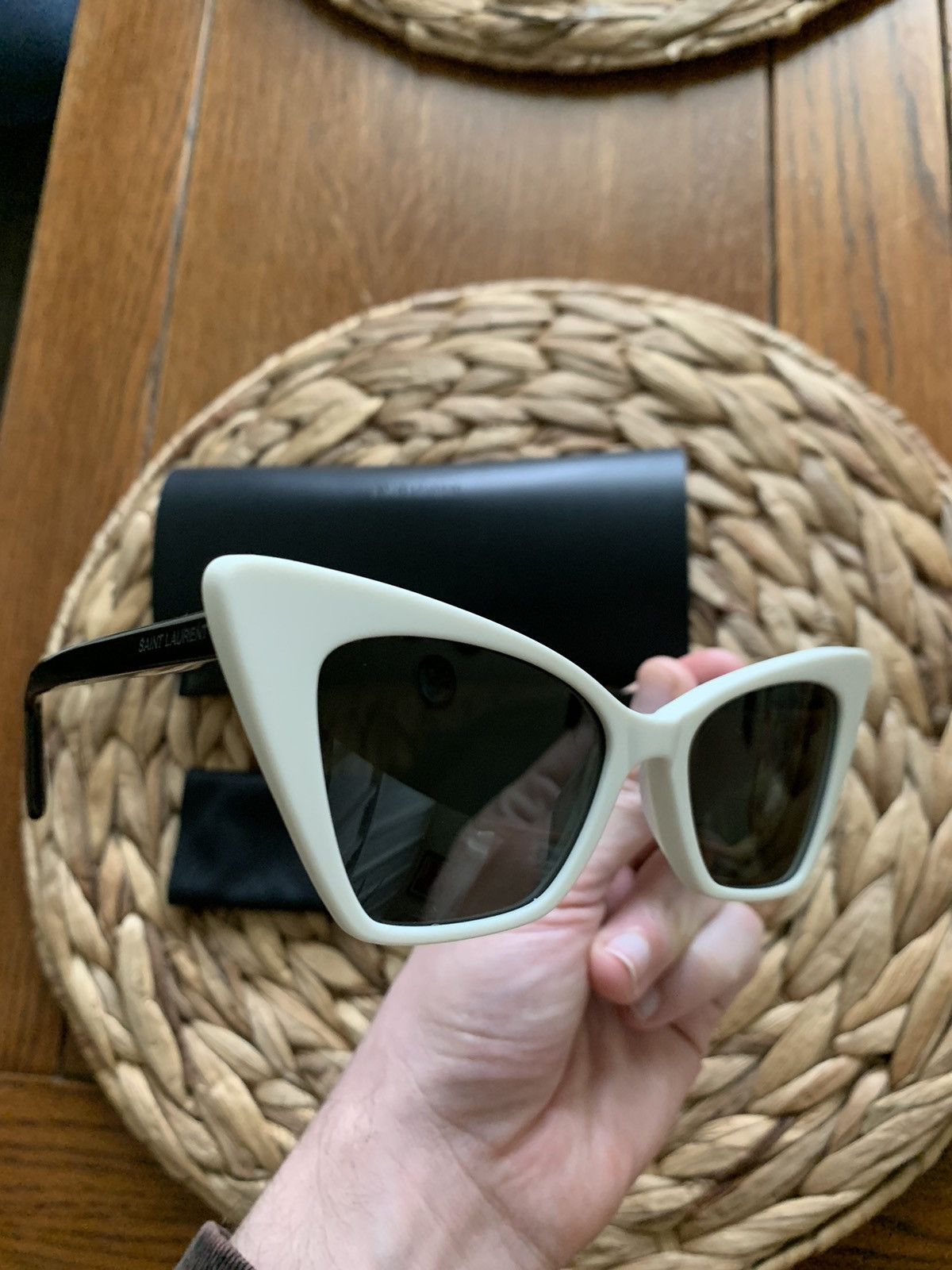 Designer × Saint Laurent Paris × Yves Saint Laurent *RARE* New Yves Saint Laurent YSL Cat Eye Sunglasses Size ONE SIZE - 2 Thumbnail