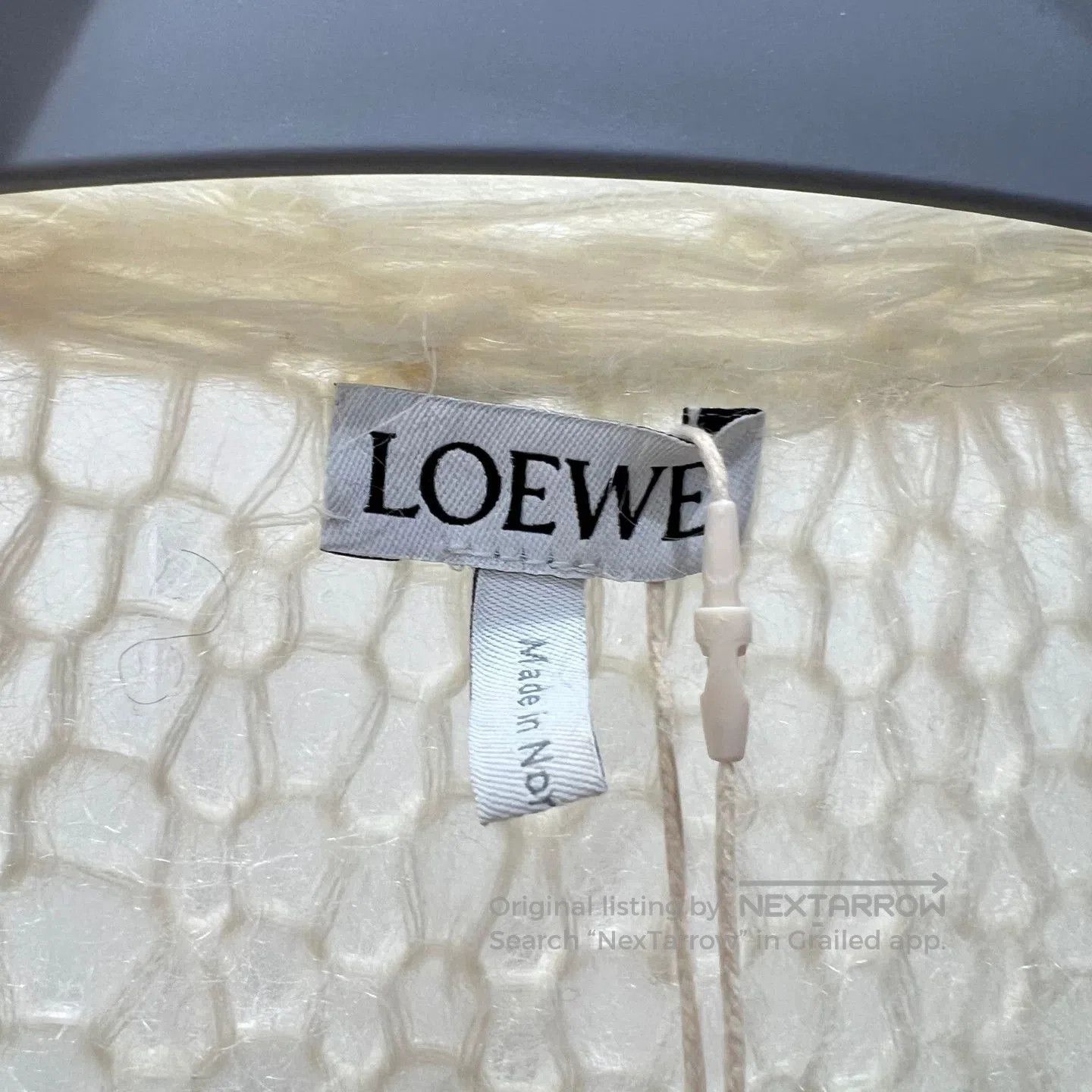 Loewe loewe logo knit cardigan in beige. Size US S / EU 44-46 / 1 - 3 Thumbnail