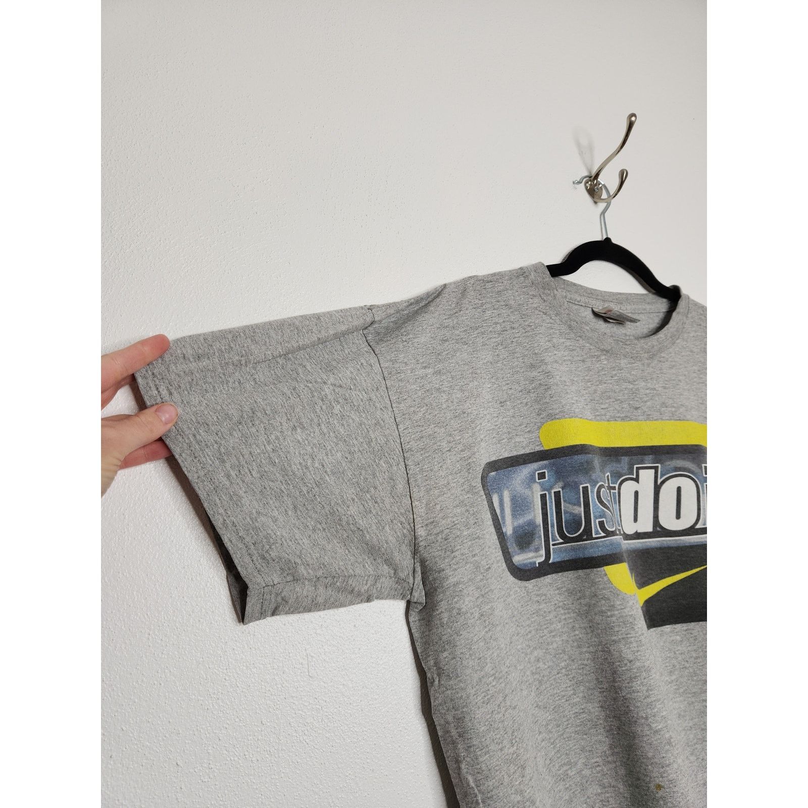 Nike Vintage Nike Just Do It White Tag Large Gray 90s Sports Size US L / EU 52-54 / 3 - 4 Thumbnail