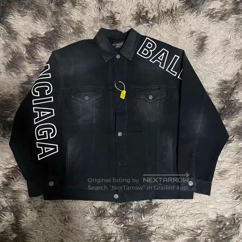Balenciaga Balenciaga Logo letter print square neck single-breasted l Size US L / EU 52-54 / 3 - 1 Thumbnail