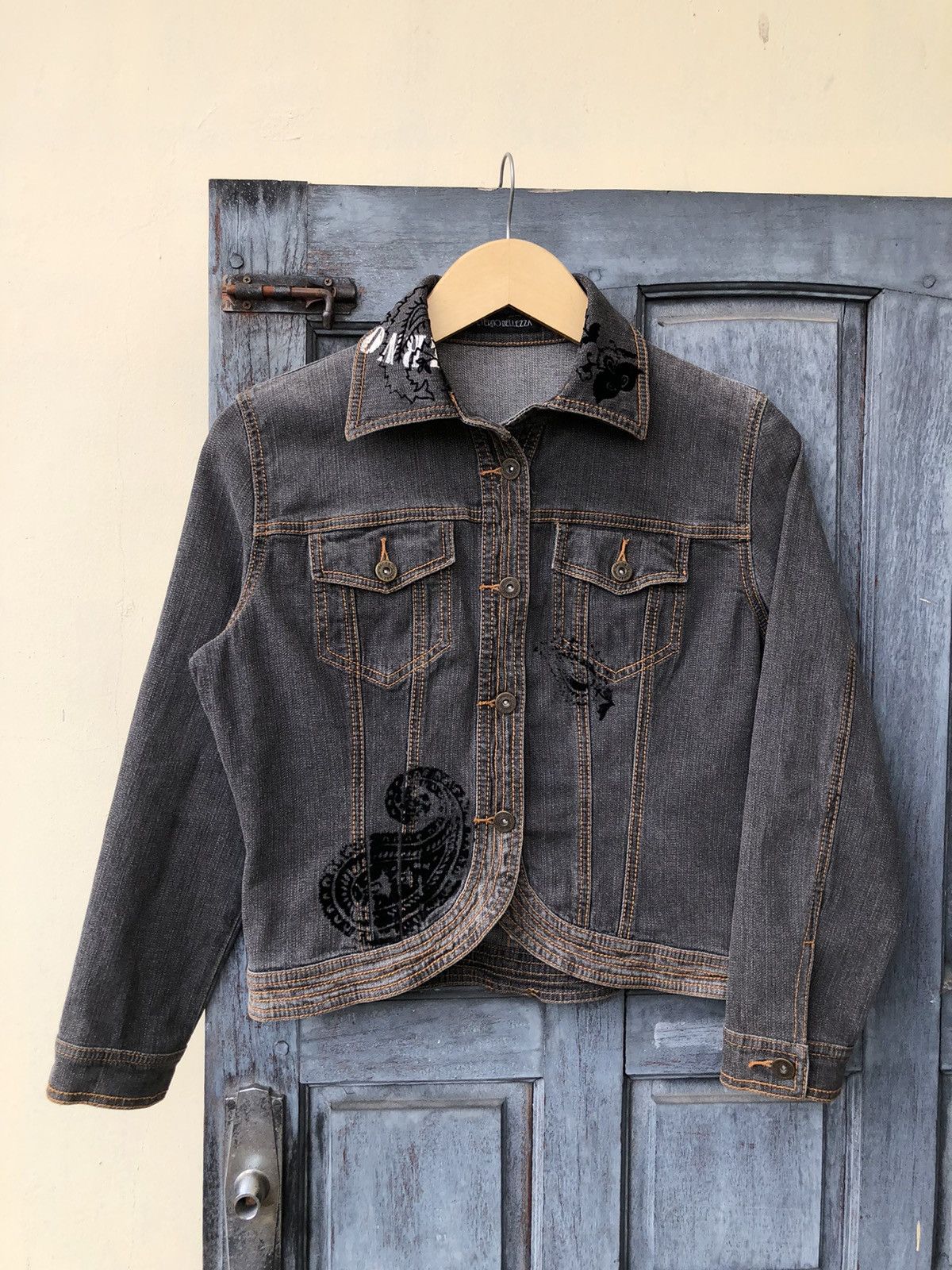 Vintage Eterno Belleza Paisley Black Denim Jacket Vintage Style Size M / US 6-8 / IT 42-44 - 1 Thumbnail