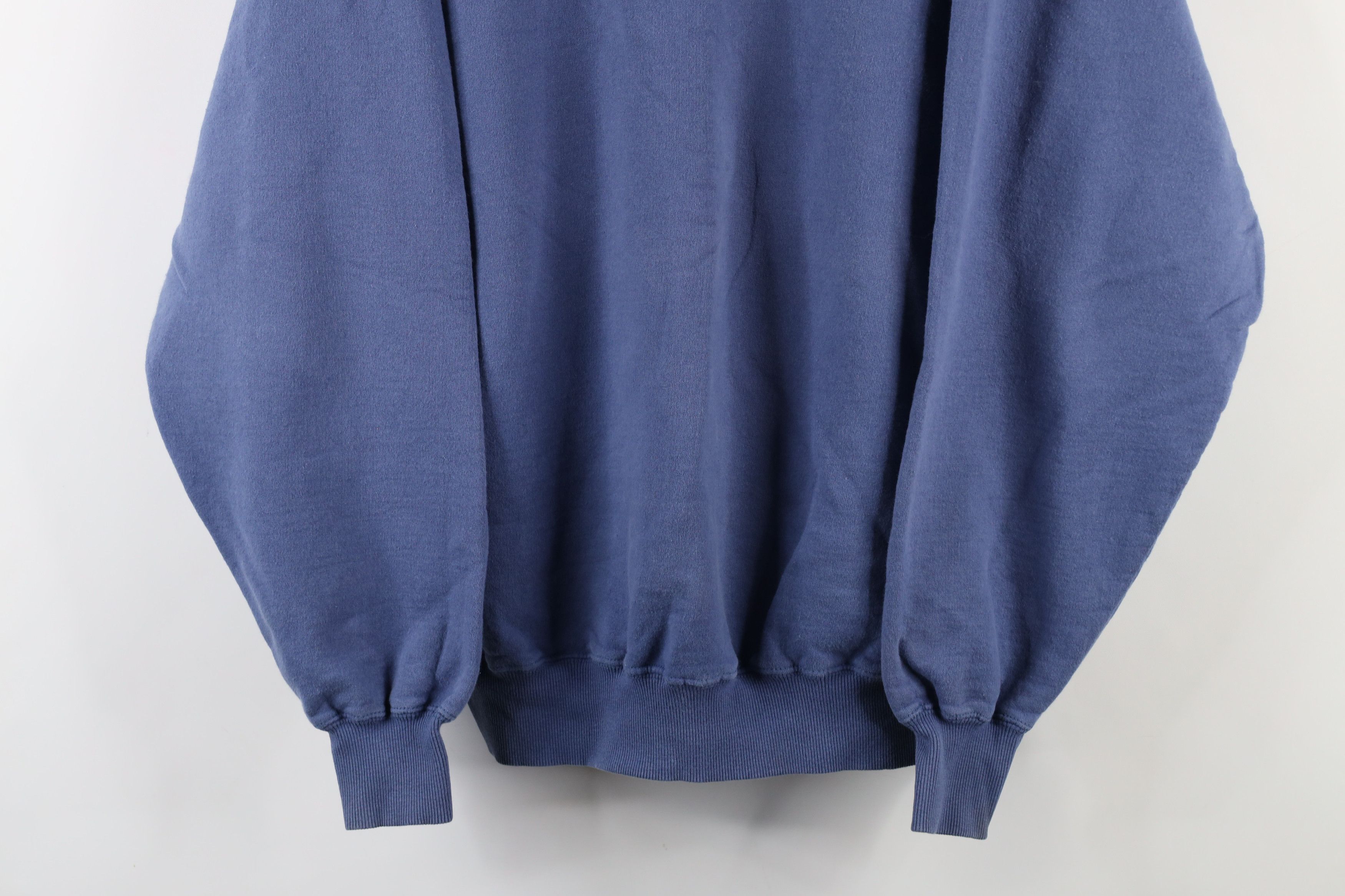 Vintage Vintage 90s Streetwear Blank Crewneck Sweatshirt Periwinkle Size US L / EU 52-54 / 3 - 3 Thumbnail