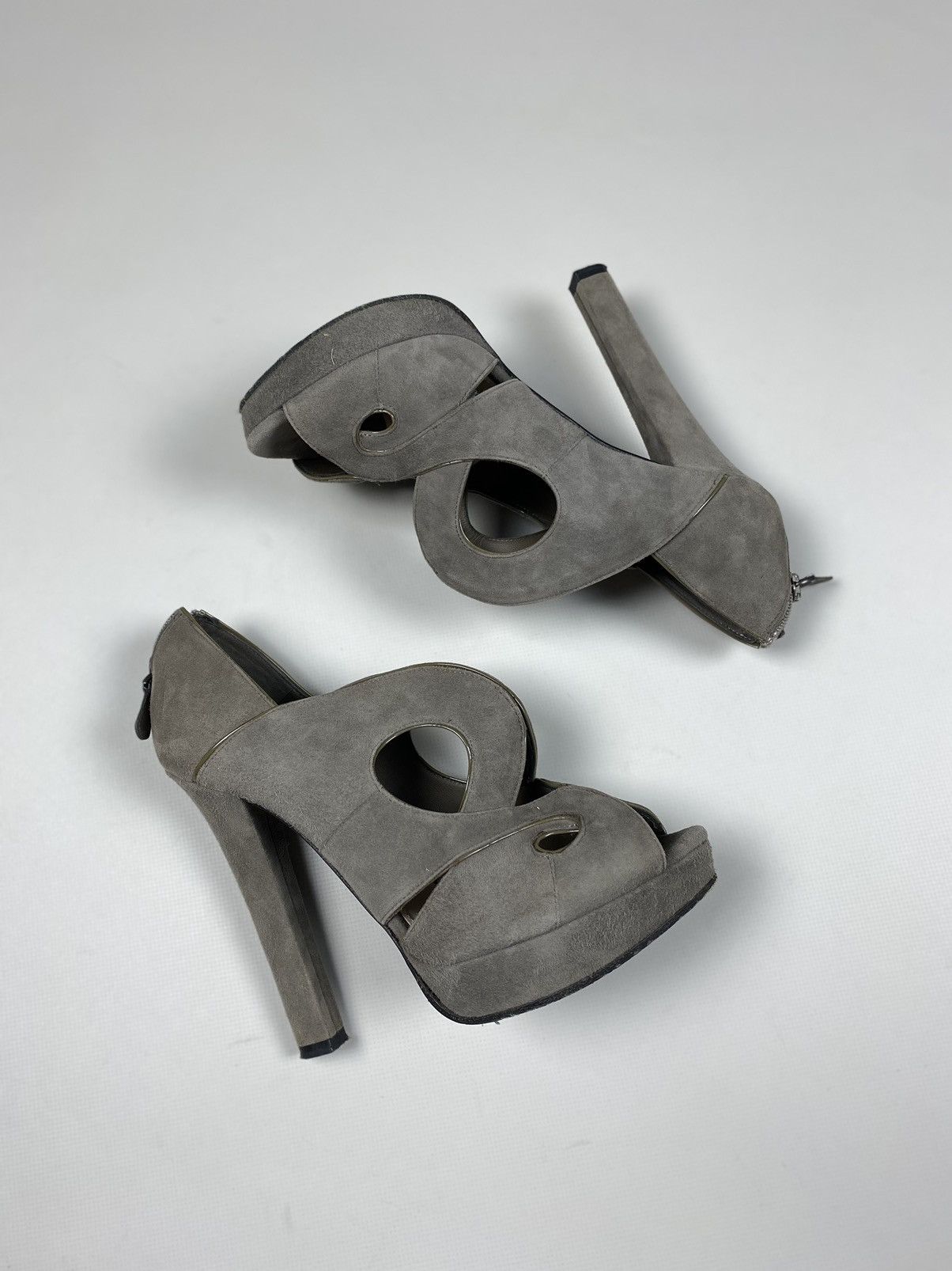 Bottega Veneta Bottega Veneta ladies suede heels shoes size 37 / US 7 Size US 7 / IT 37 - 7 Thumbnail