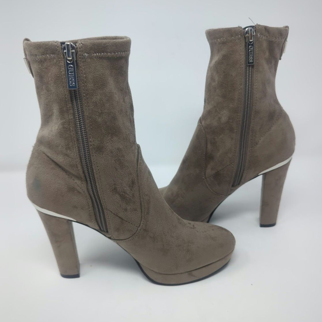 Other G By Guess Brown Velvet Heel Boots Booties Womens Size 6 Size US 6 / IT 36 - 7 Thumbnail