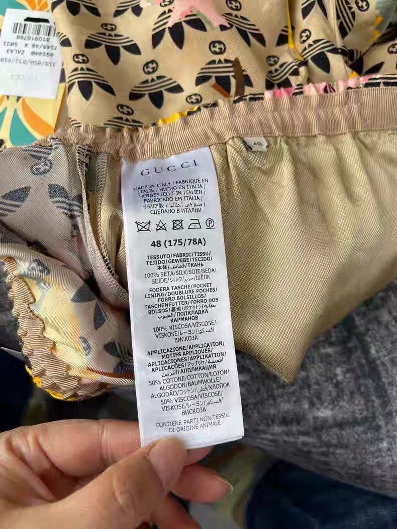 Gucci Gucci Co-branded silk shorts Size US 32 / EU 48 - 6 Thumbnail
