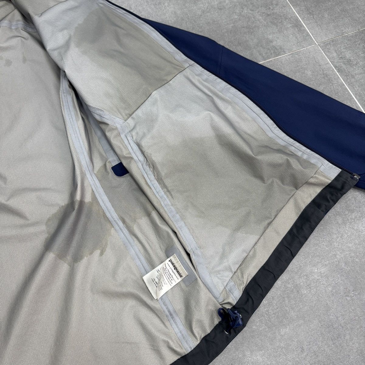 Patagonia Patagonia Waterproof Rain Women Jacket Size M Size M / US 6-8 / IT 42-44 - 13 Thumbnail