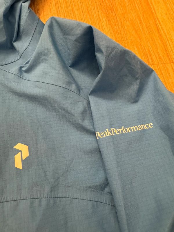 Peak Performance Peak Performance W Stark Jacket Gore-Tex GTX R&D S Size S / US 4 / IT 40 - 8 Thumbnail