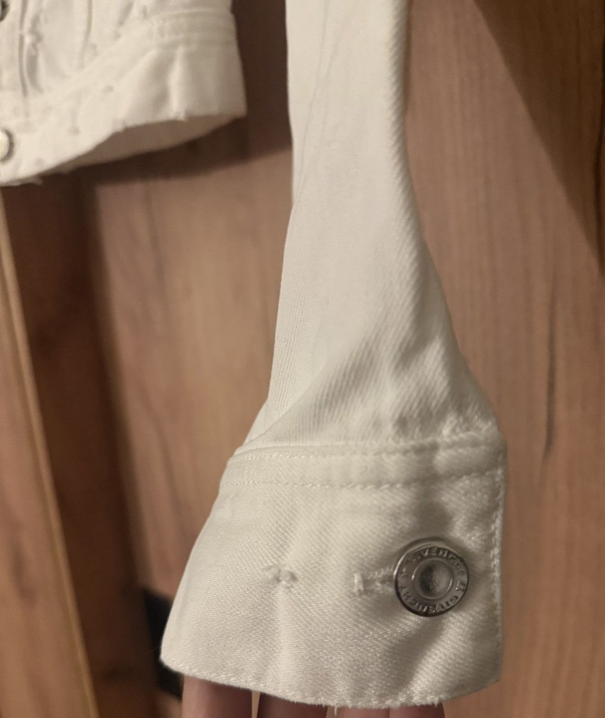 Givenchy Givenchy white cropped destroy denim jacket - S/36(FR) Size XS / US 0-2 / IT 36-38 - 14 Thumbnail