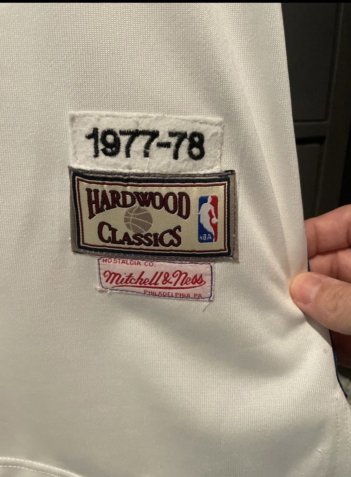 Mitchell & Ness 1977–78 Washington Bullets Wes Unseld jersey Size US XL / EU 56 / 4 - 3 Thumbnail