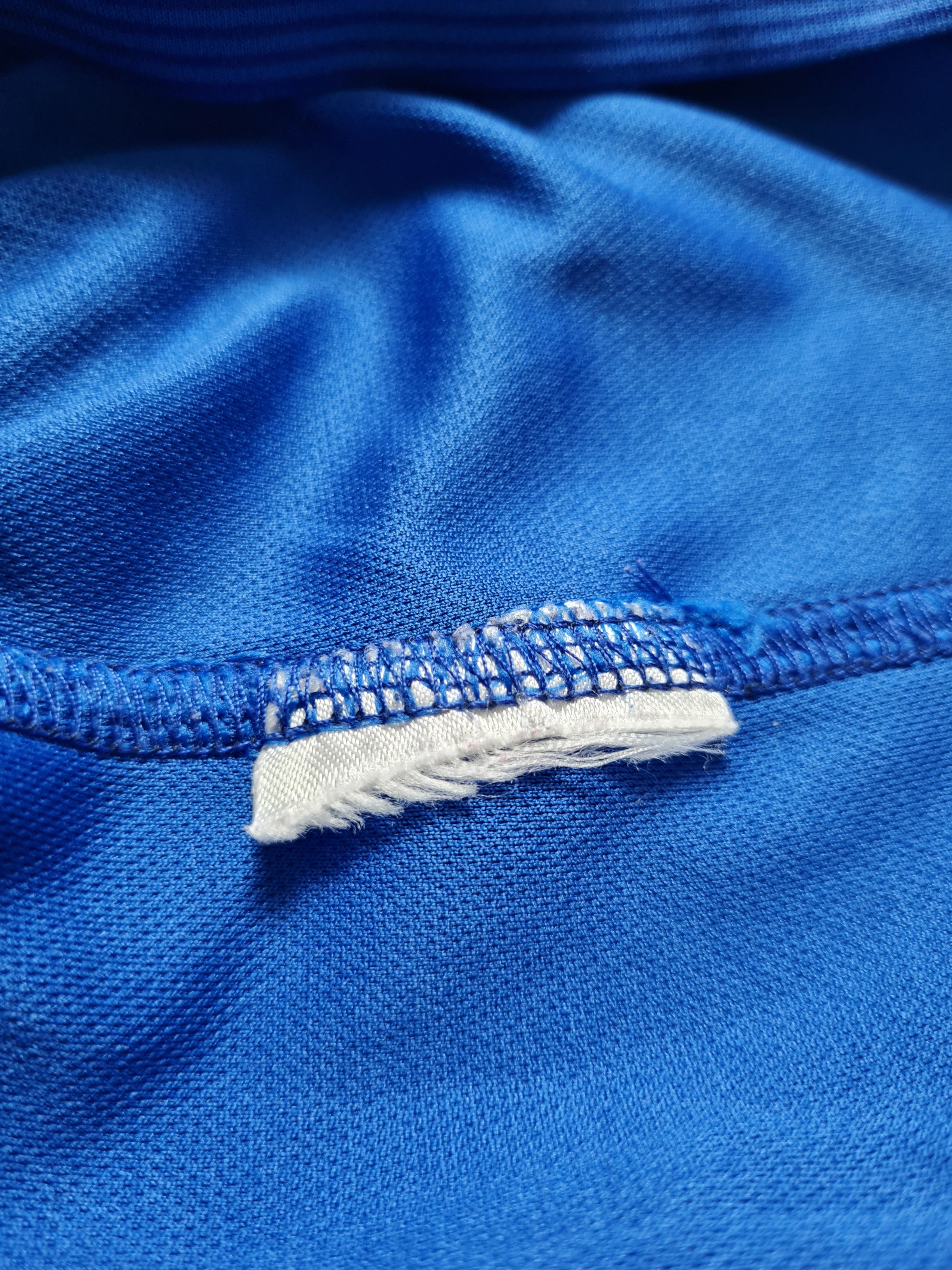 Umbro EVERTON ENGLAND 2014/2015 HOME SHIRT JERSEY #17 BESIC UMBRO Size US L / EU 52-54 / 3 - 9 Thumbnail