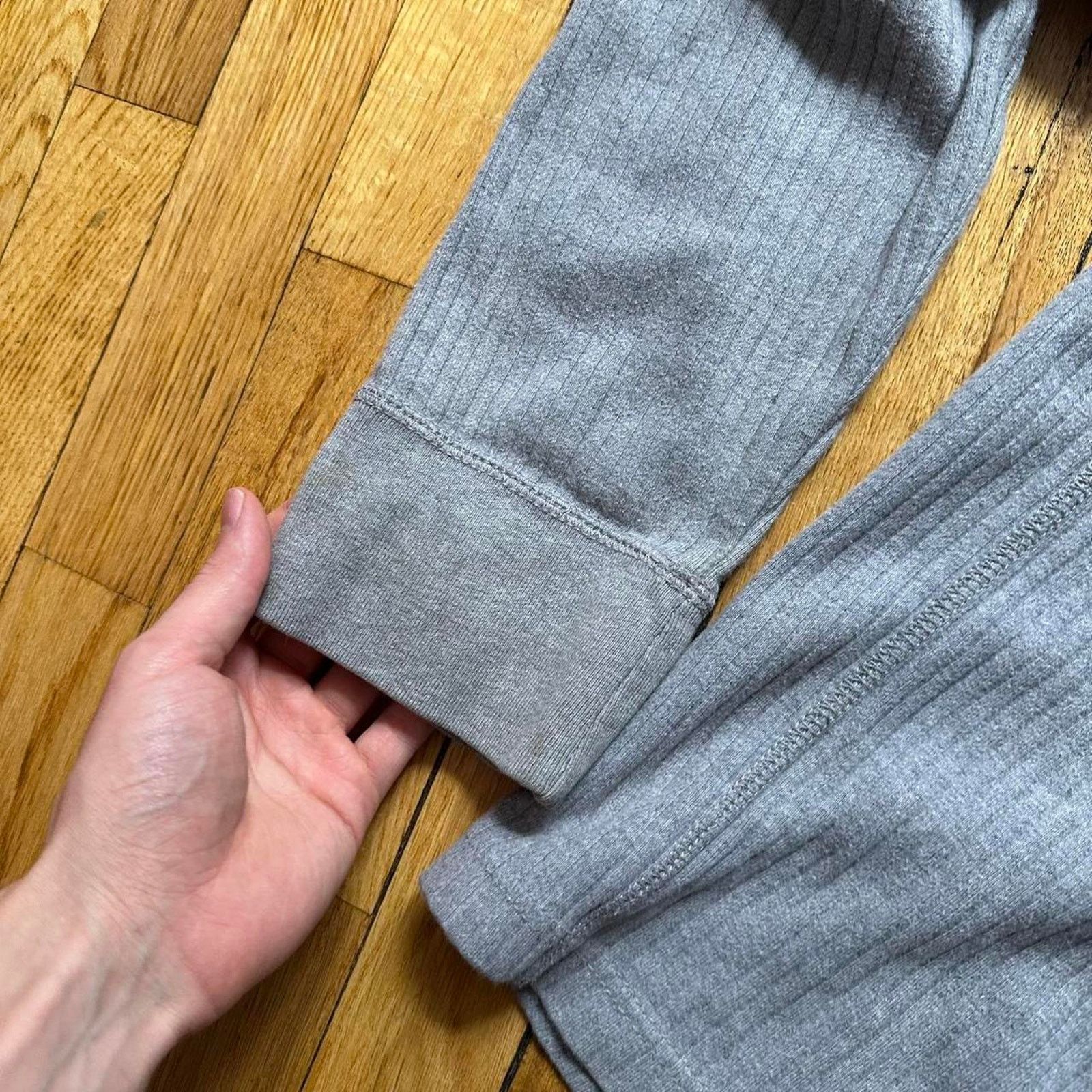 Abercrombie & Fitch × Vintage Y2K Abercrombie Ribbed V Neck Longsleeve Pullover Sweater Size US L / EU 52-54 / 3 - 3 Thumbnail