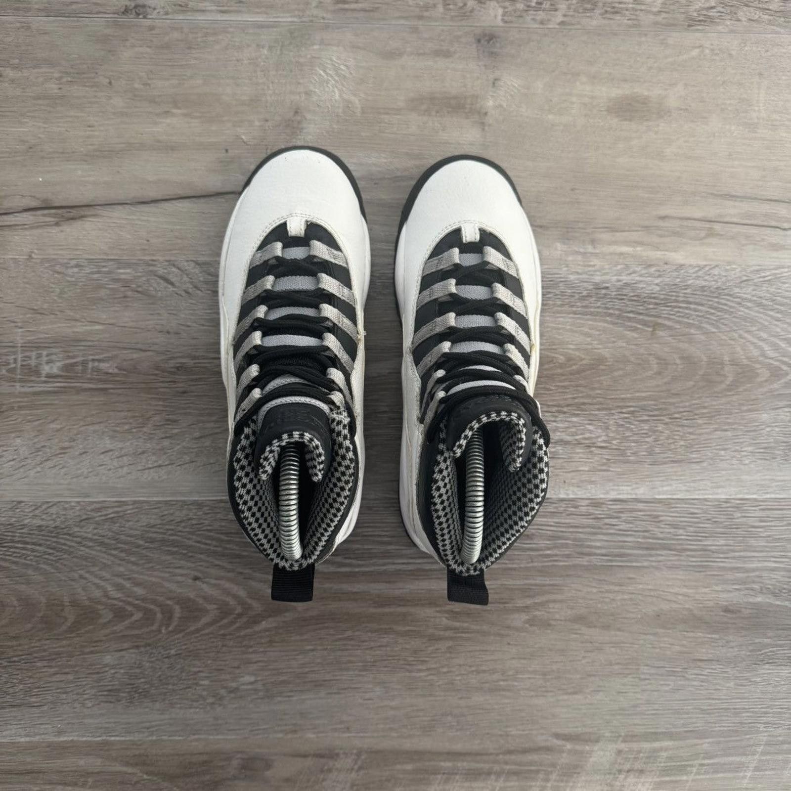 Nike NIKE • JORDAN 10 Retro GS "2013 Steel" (4M) Size US 5 / EU 37 - 11 Thumbnail