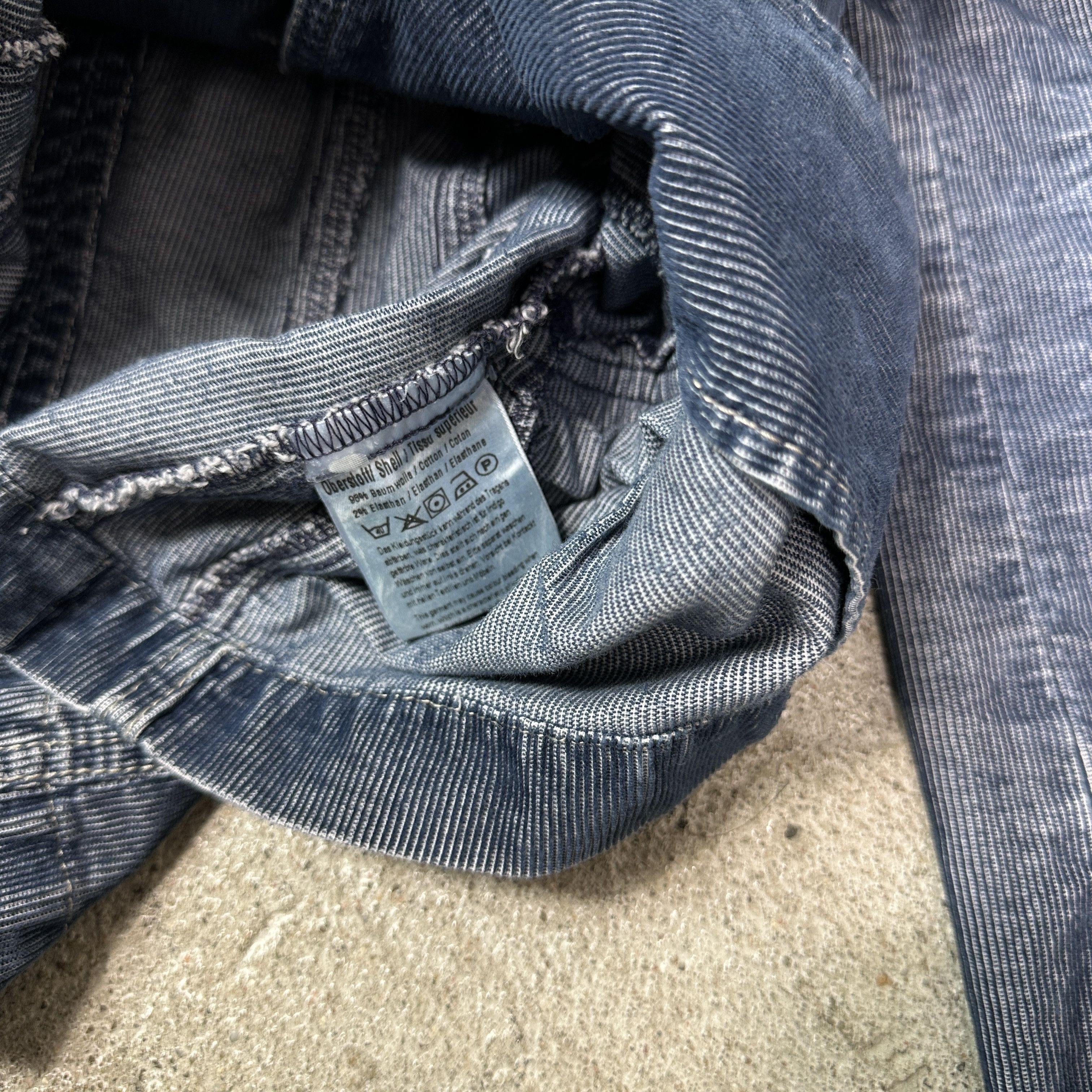 Vintage Vintage Corduroy Fitted Denim Styled Blazer/Jacket Y2K Size M / US 6-8 / IT 42-44 - 4 Thumbnail