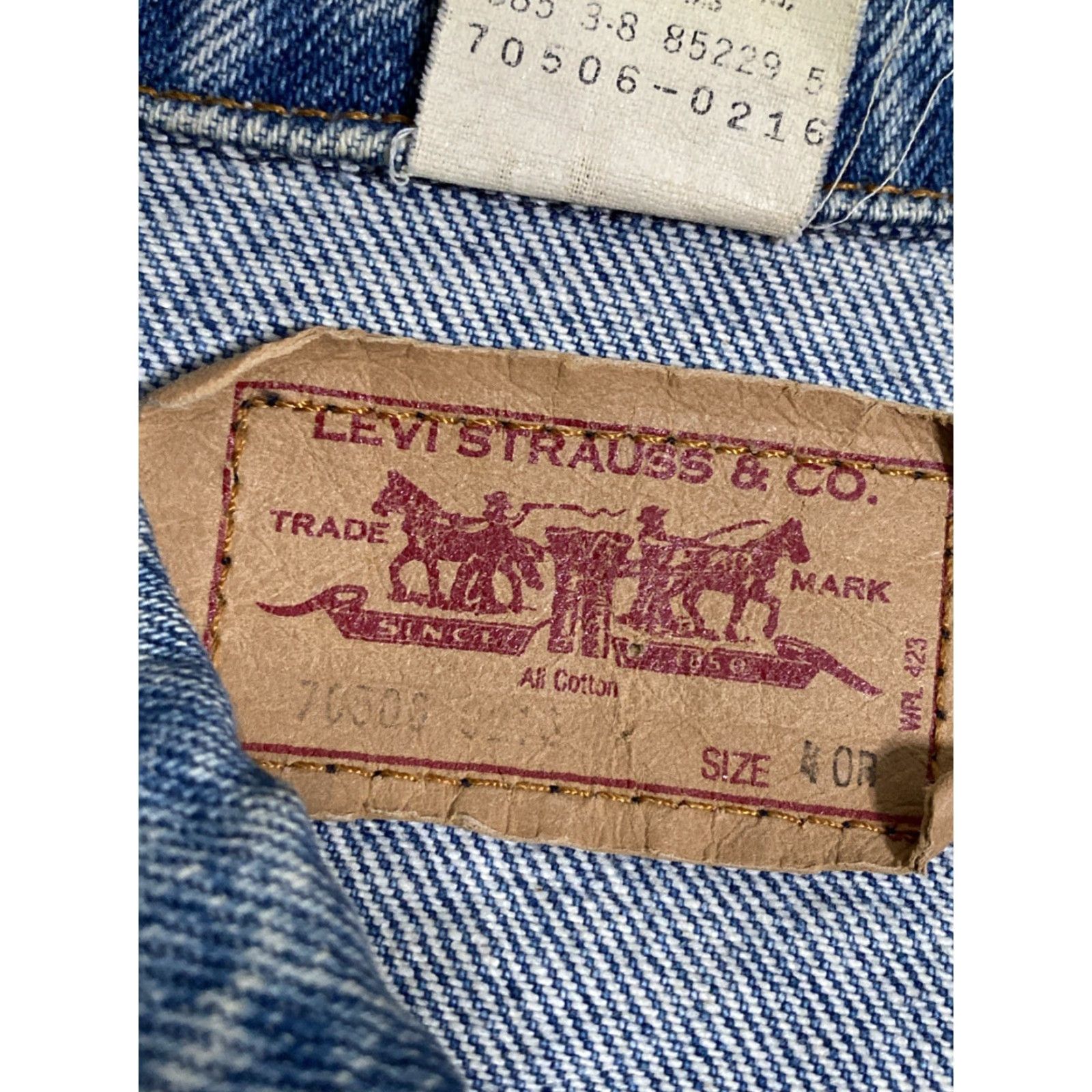 Levi's Vintage Levi's Denim Jacket Mens 40R Blue Trucker 70506 Medium M Canada 90s 21x25 Size US XXS / EU 40 - 6 Thumbnail