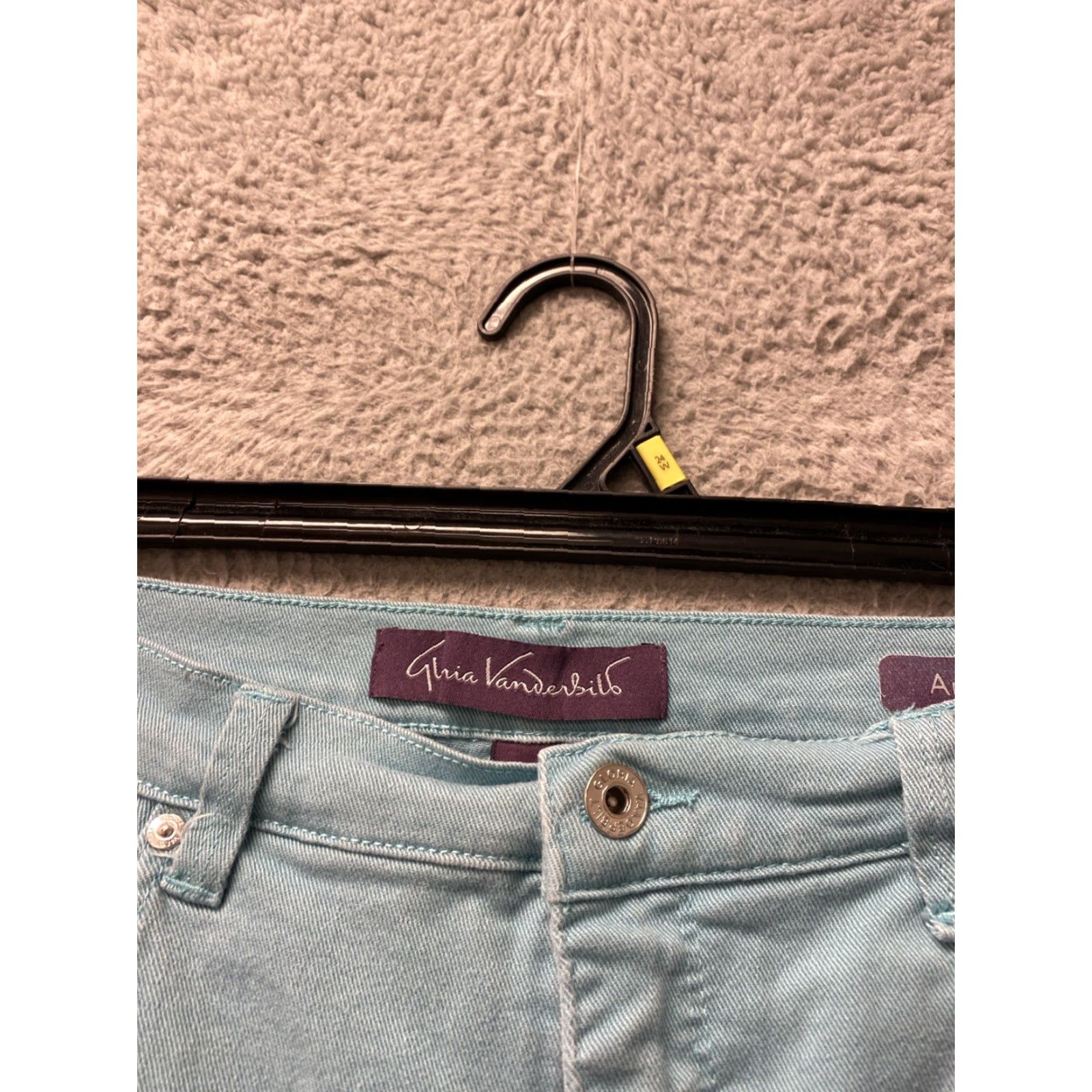 Gloria Vanderbilt GLORIA VANDERBILT Amanda Jeans Ladies' Size 8 Turquoise Stretch Denim Classic Rise 28" Inseam Womens Size 31" - 2 Thumbnail