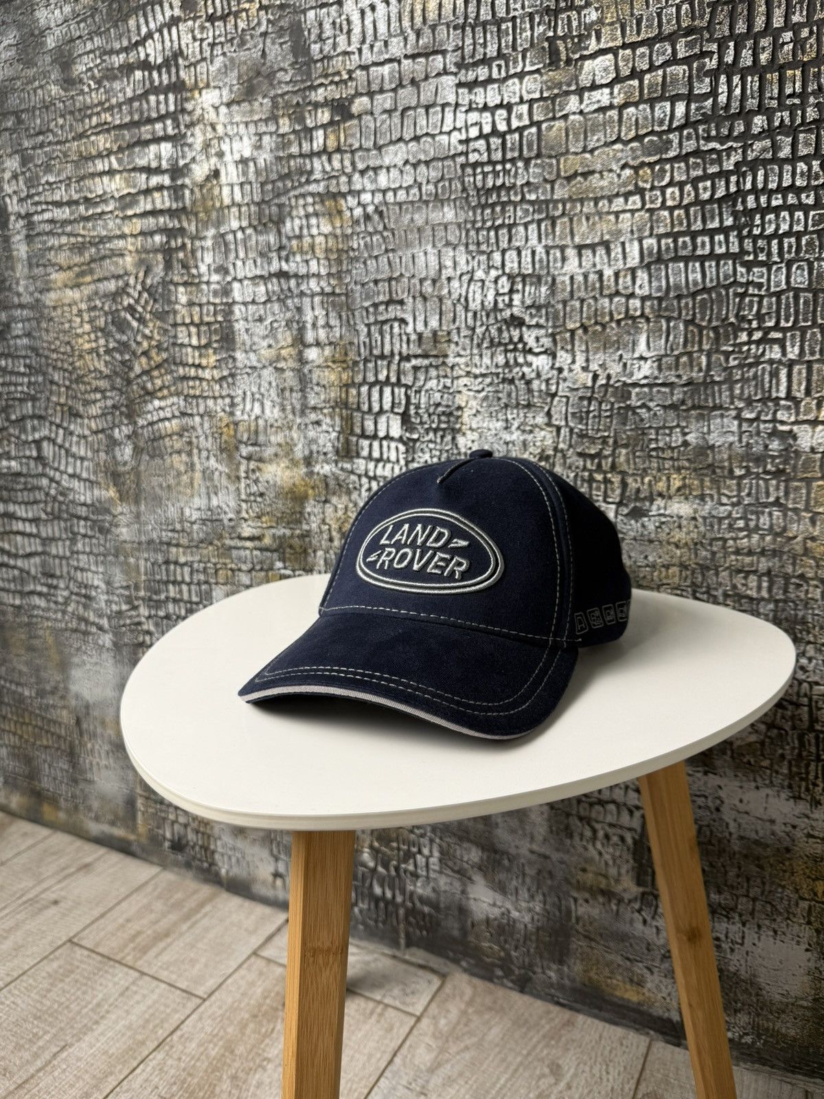 Mercedes-Benz Land Rover Cap Hat NEW Size ONE SIZE - 4 Thumbnail