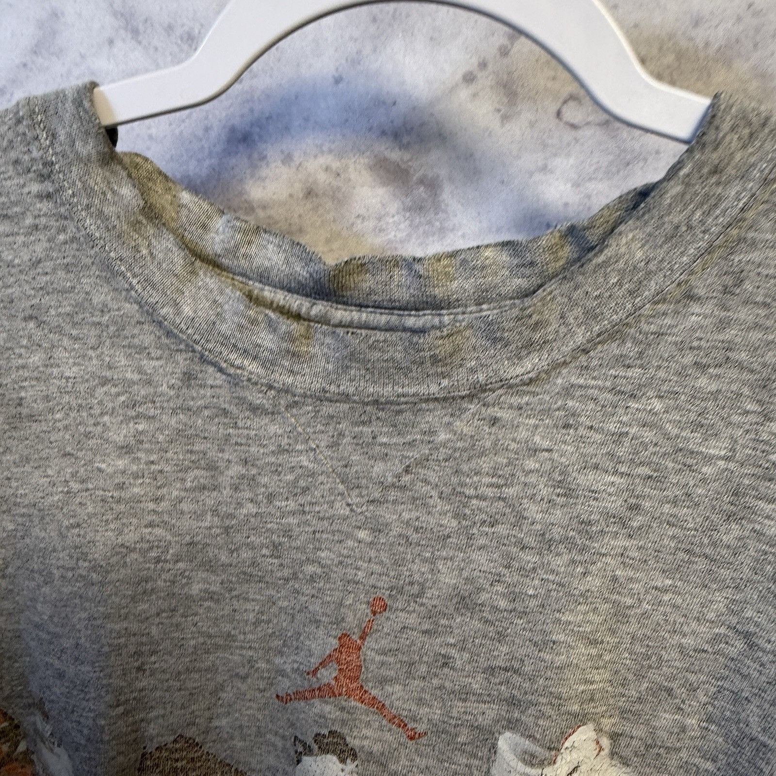 Jordan Brand Michael Jordan T Shirt Mens L 20.5x23.3 Gray Short Sleeve Sh Size US L / EU 52-54 / 3 - 4 Thumbnail