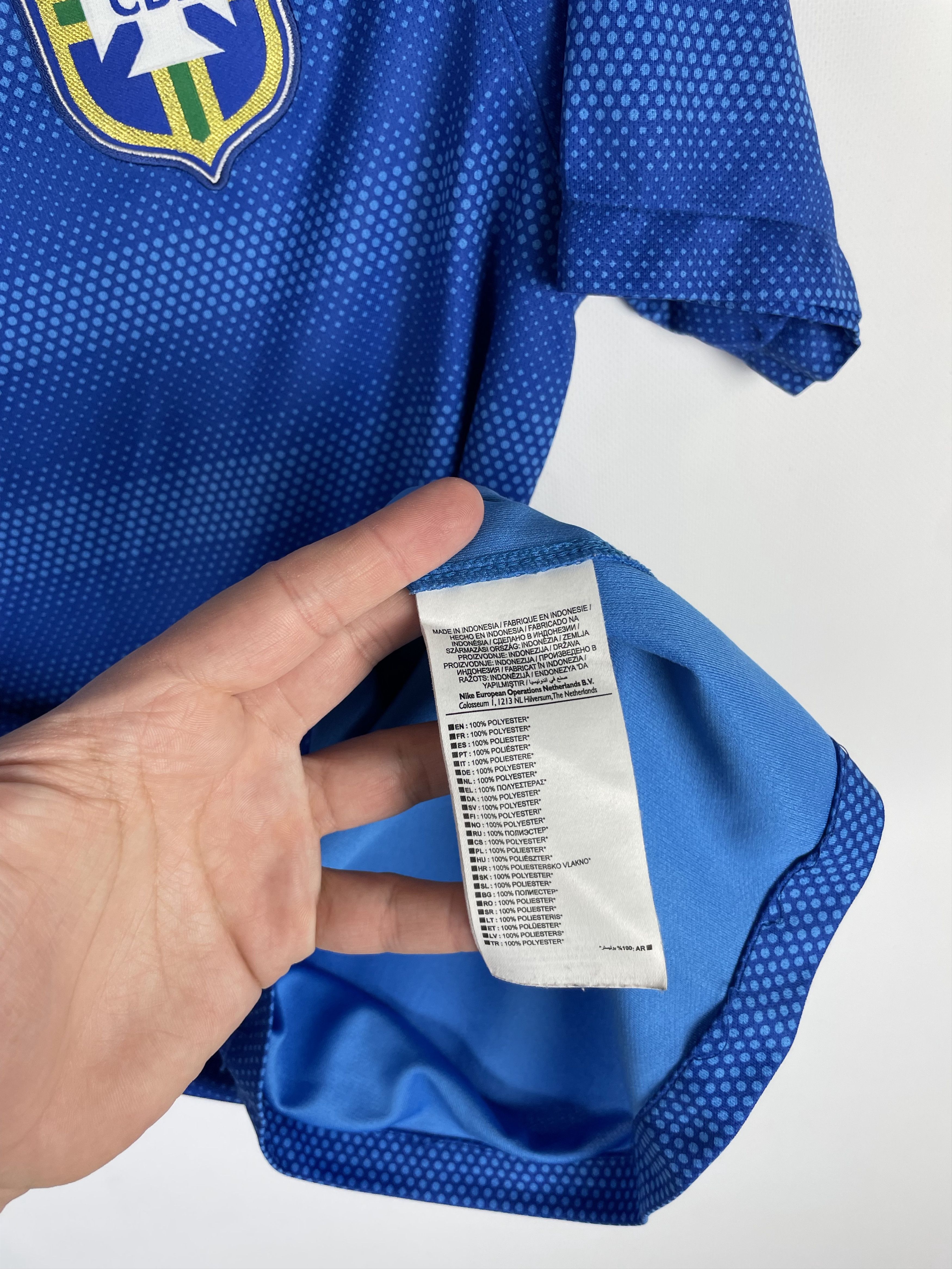 Nike Vintage Brazil Nike Soccer Jersey Size US M / EU 48-50 / 2 - 7 Thumbnail