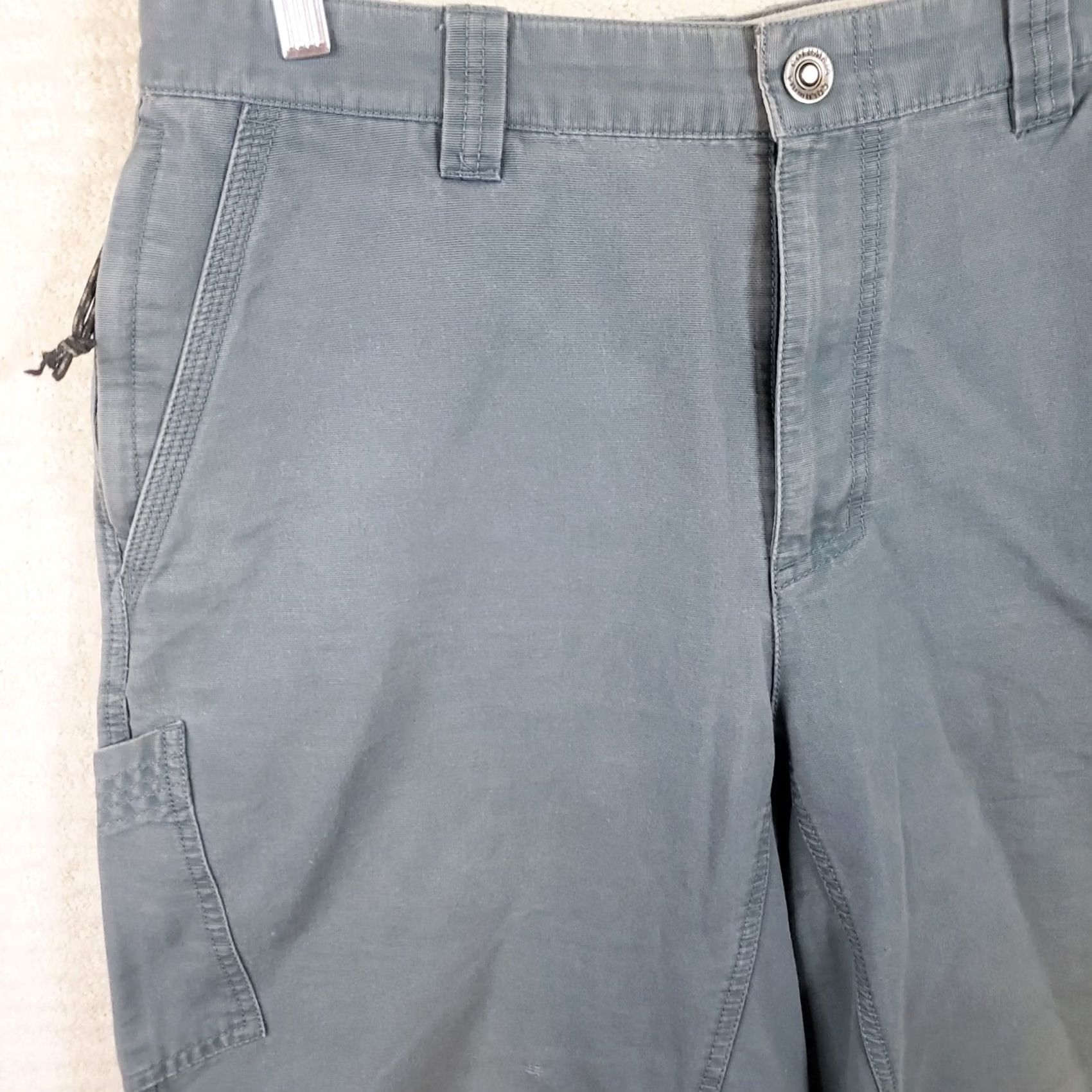 Vintage Columbia Cargo Shorts Mens 34x11 Sage Green Canvas Utility Hiking Size US 34 / EU 50 - 3 Thumbnail