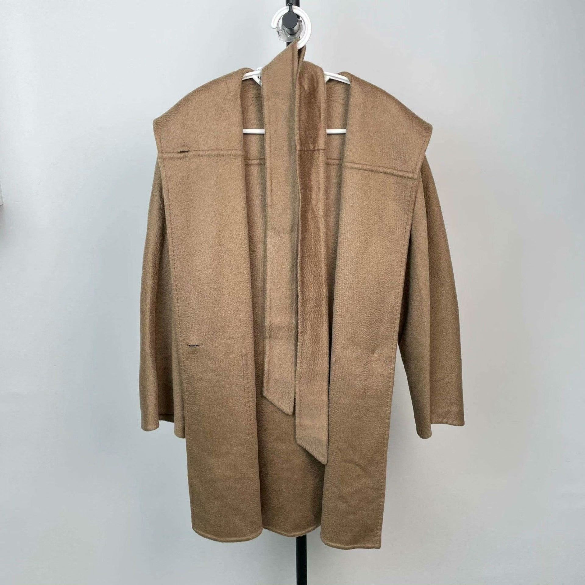 Max Mara Max Mara Brown Coat 2XS Women Size XS / US 0-2 / IT 36-38 - 1 Thumbnail