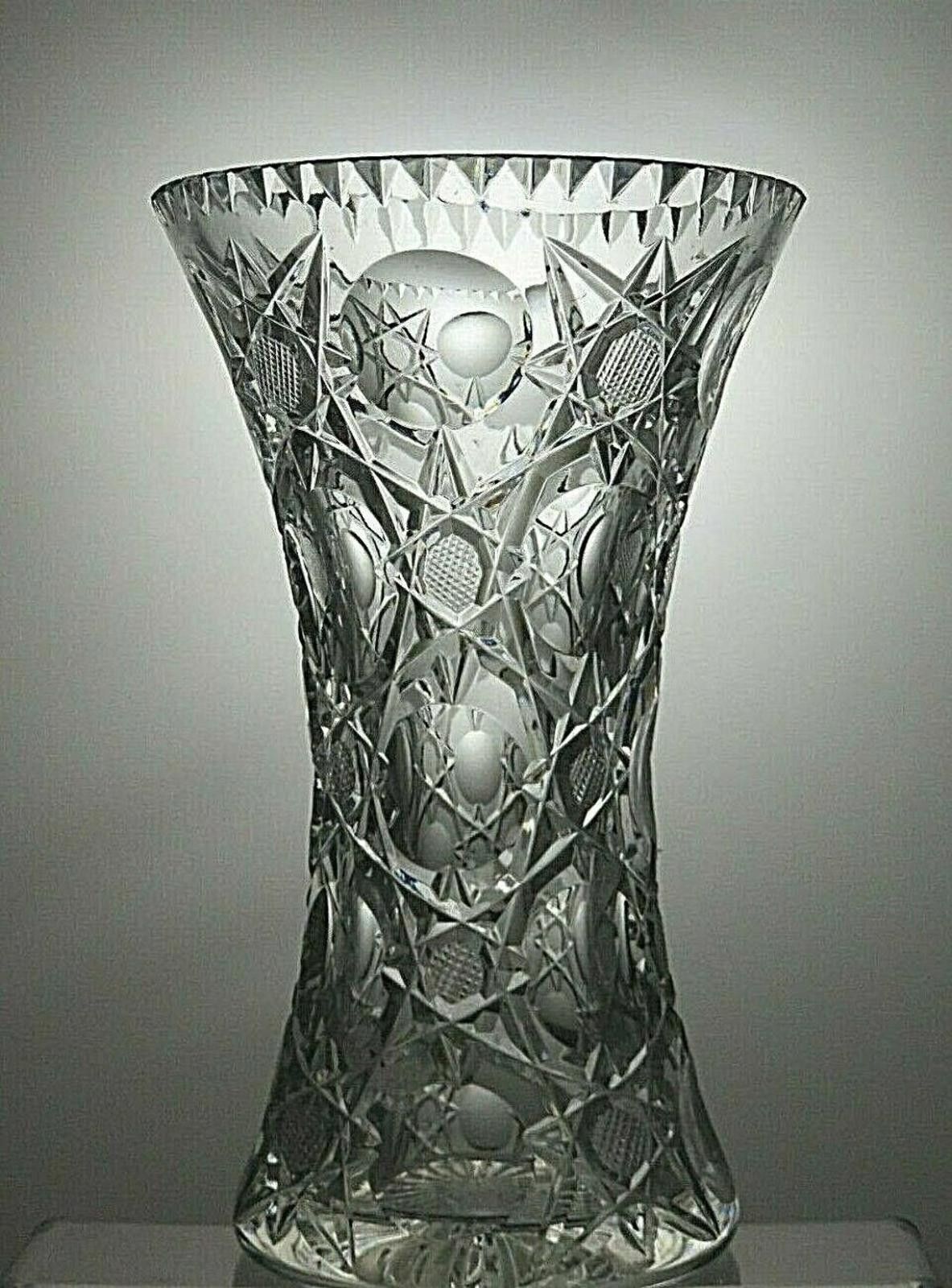 The Unbranded Brand Stevens and Williams Constellation Cut Crystal Vase 10" Size ONE SIZE - 4 Thumbnail