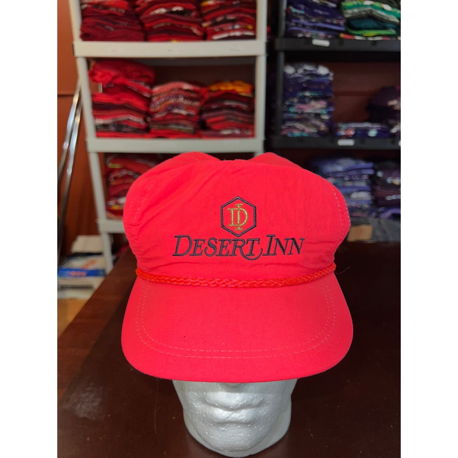 Vintage Vintage Desert Inn Hat Las Vegas Casino Red Cap 90s VTG OS Size ONE SIZE - 2 Thumbnail