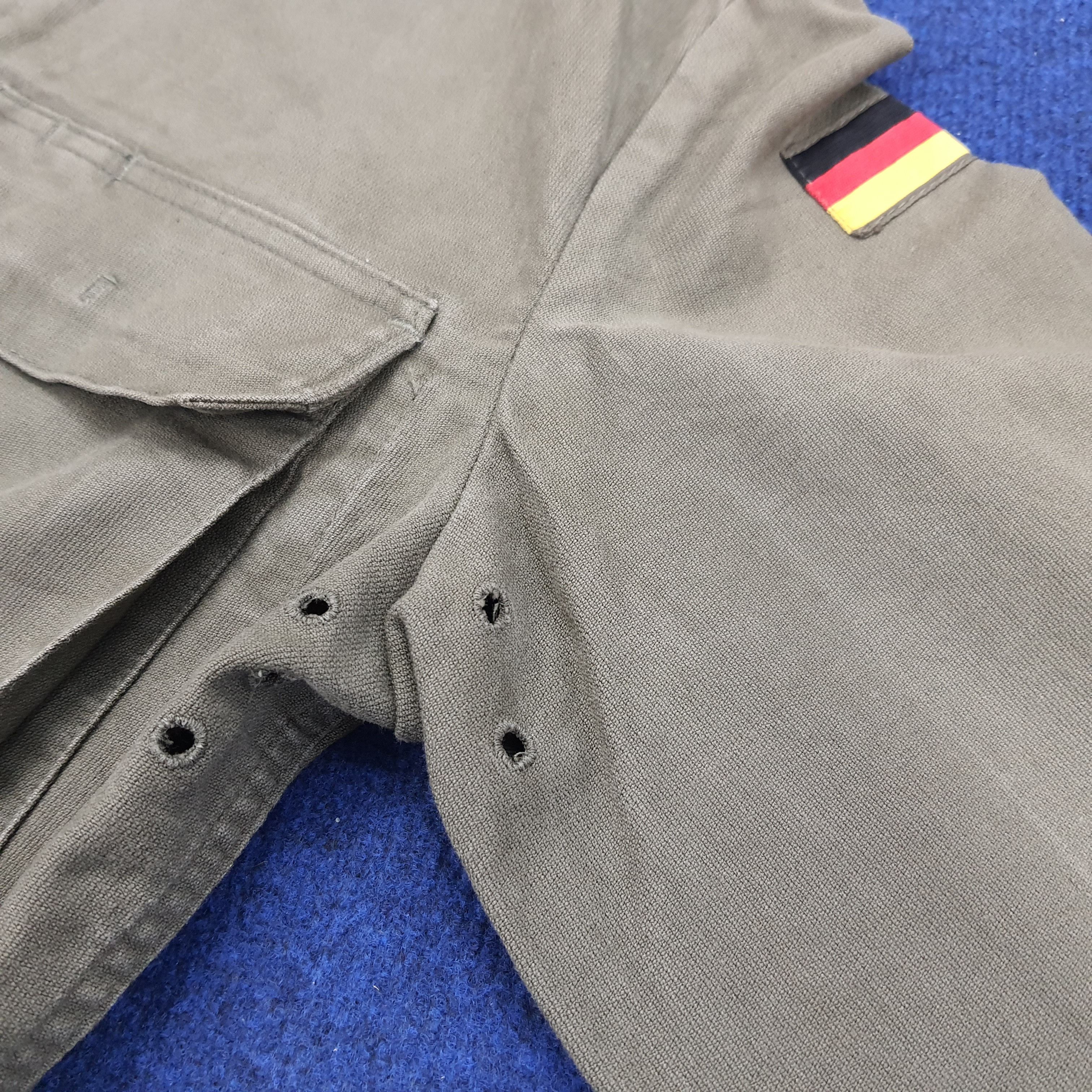 Vintage Vintage Germany Military Double Pocket Design Jacket Size US M / EU 48-50 / 2 - 5 Thumbnail