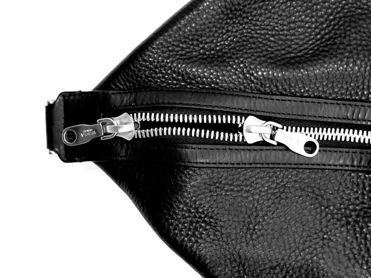 Shinola SHINOLA - black leather duffle, BRAND NEW, NEVER USED! Size ONE SIZE - 3 Thumbnail