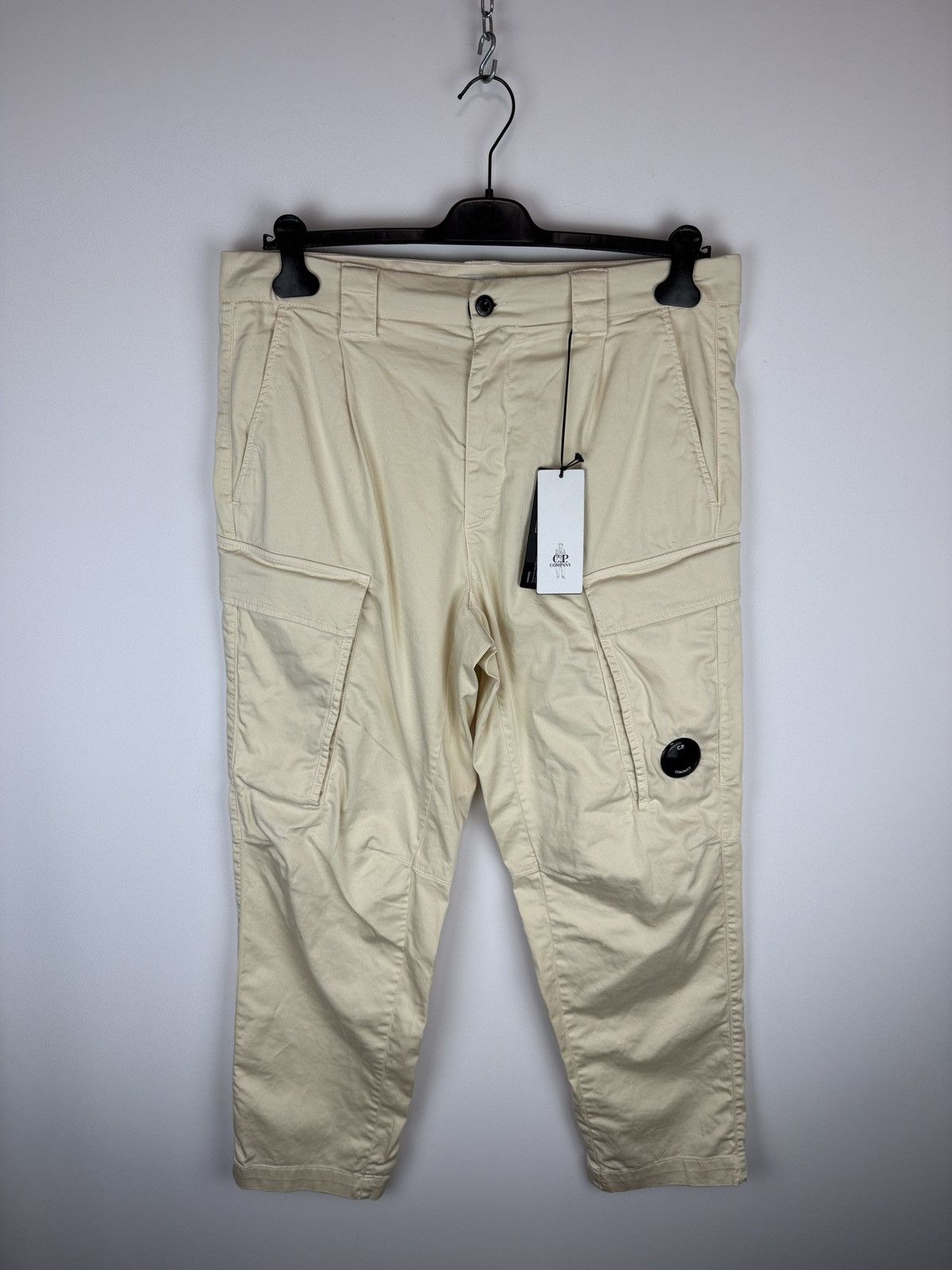 C.P. Company Off-white C.P. Company cargo trousers (brand new with tags) Size US 32 / EU 48 - 1 Thumbnail