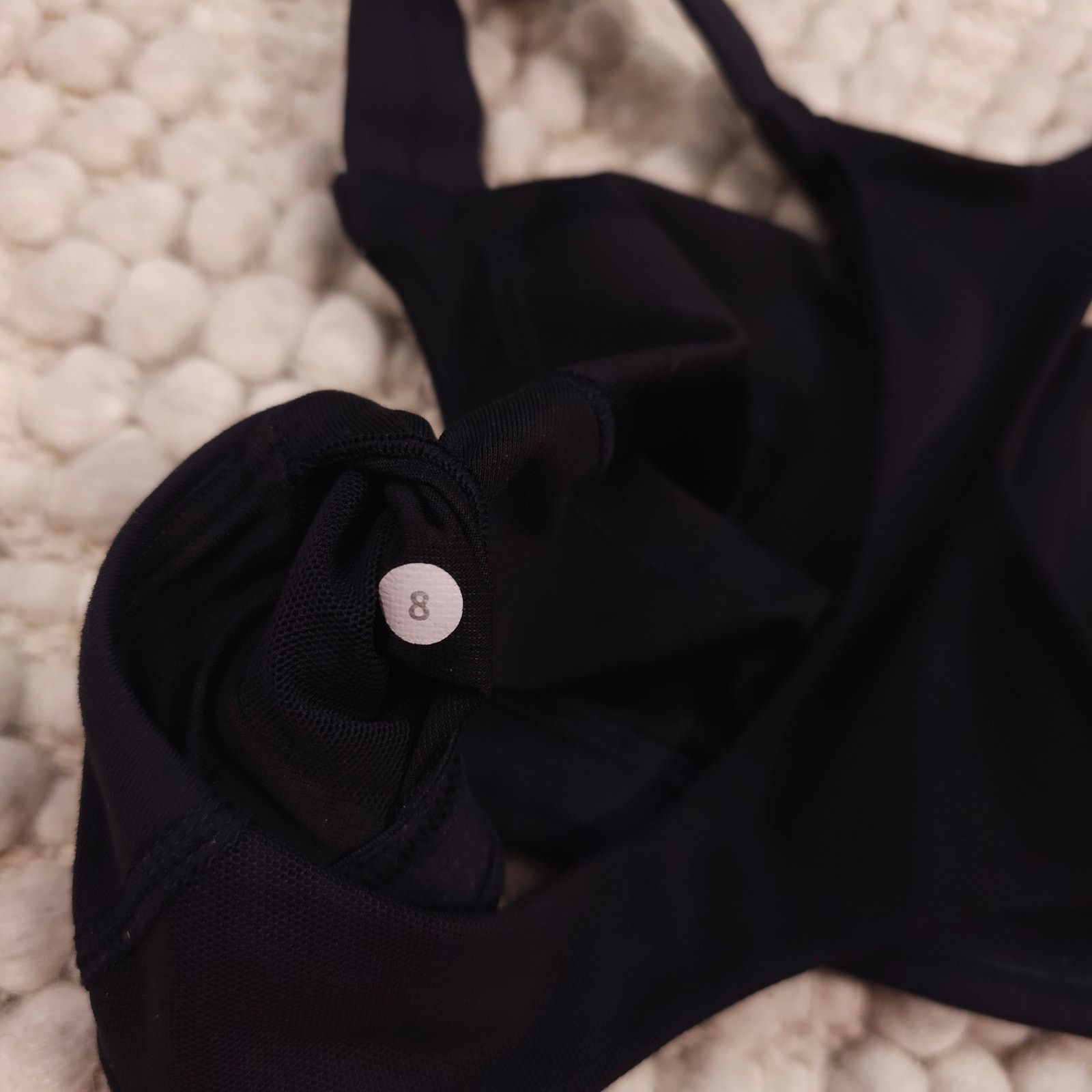 Lululemon Lululemon Run: Hook Me Up Bra Black Sz 8 Size ONE SIZE - 8 Thumbnail