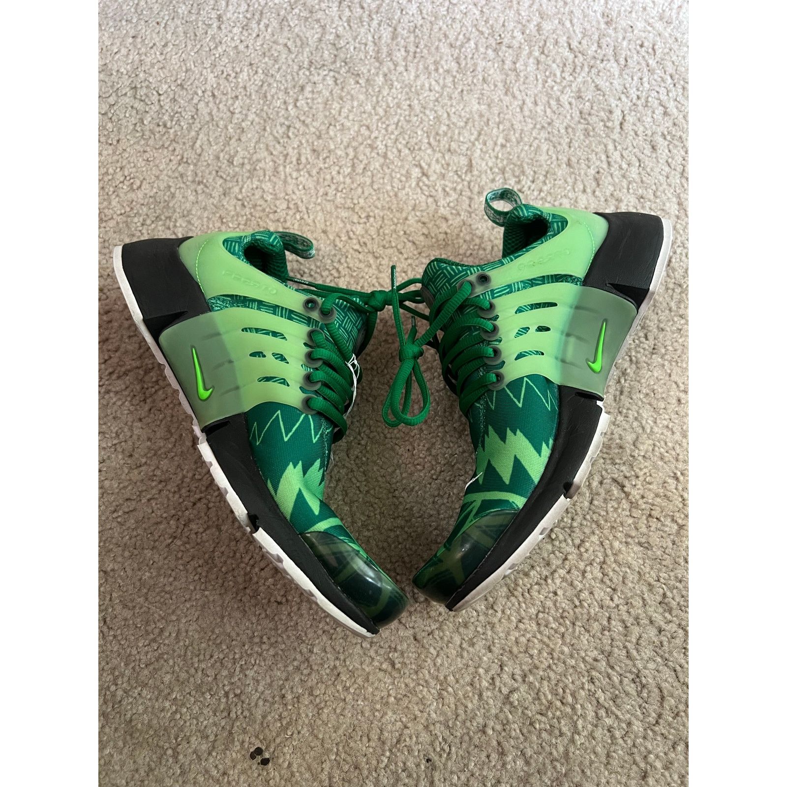 Nike Nike Presto Green Strike Size 10/M Size US 10 / EU 43 - 2 Thumbnail