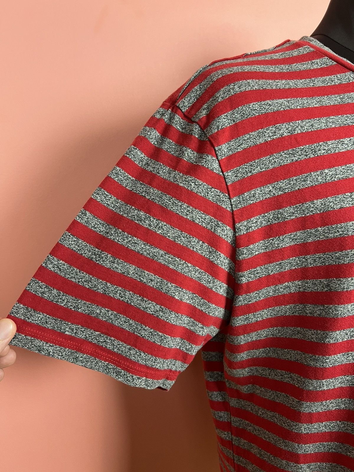 Guess Guess shirt tee casual logo y2k streetwear Size US L / EU 52-54 / 3 - 4 Thumbnail