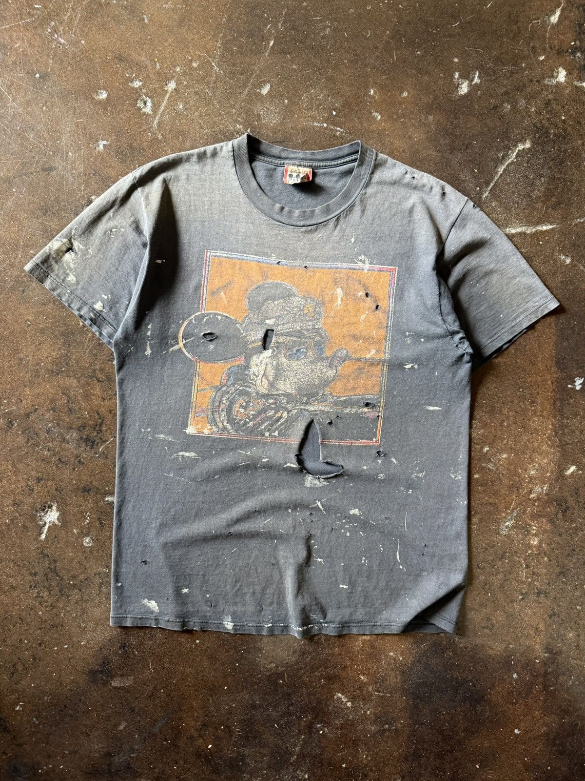 Vintage vintage 90s rare faded/distress biker grunge disney shirt Size US L / EU 52-54 / 3 - 1 Thumbnail