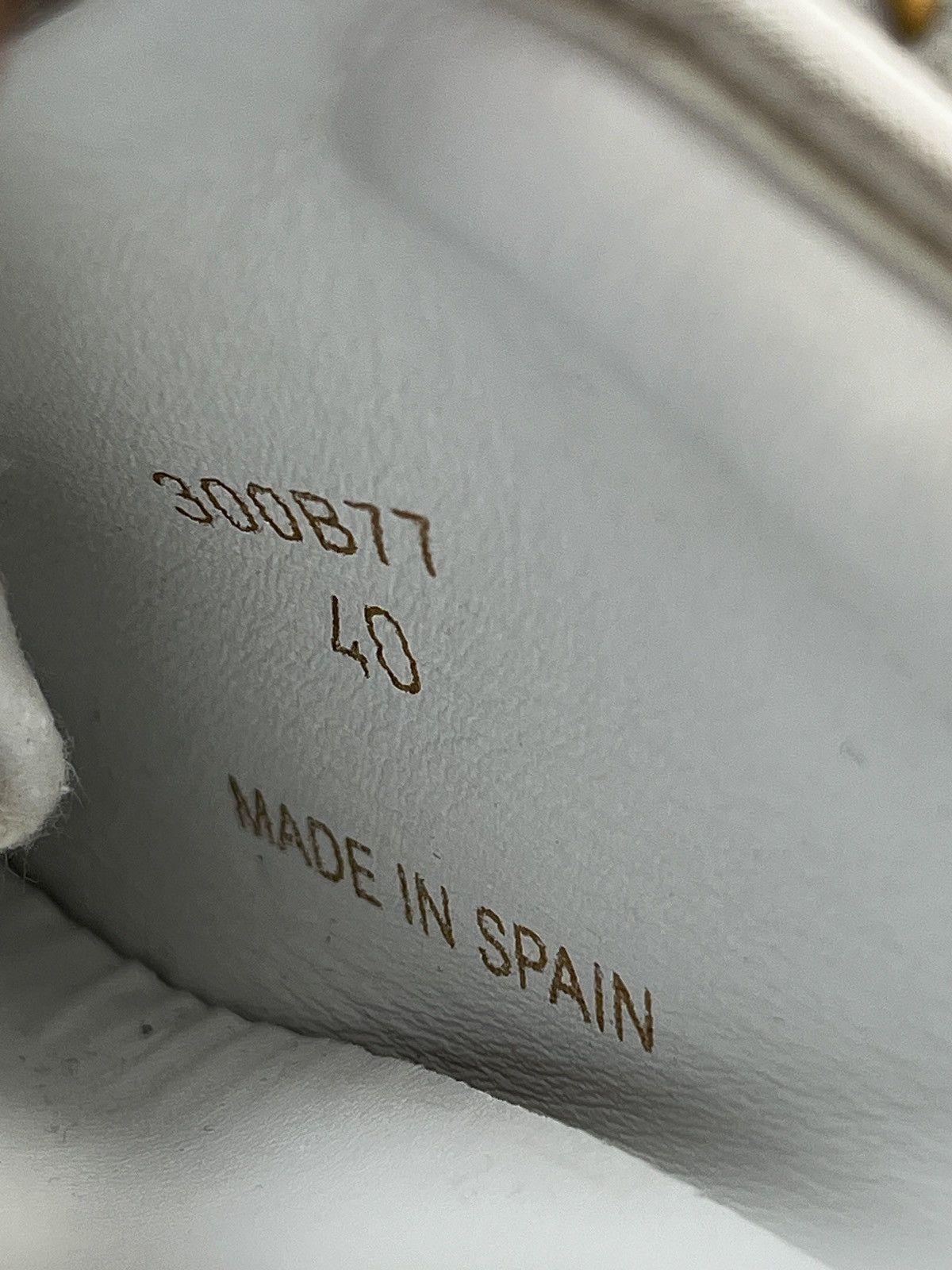Celine SS20 Celine Blank Canvas Low top Sneaker Size US 7 / EU 40 - 11 Thumbnail
