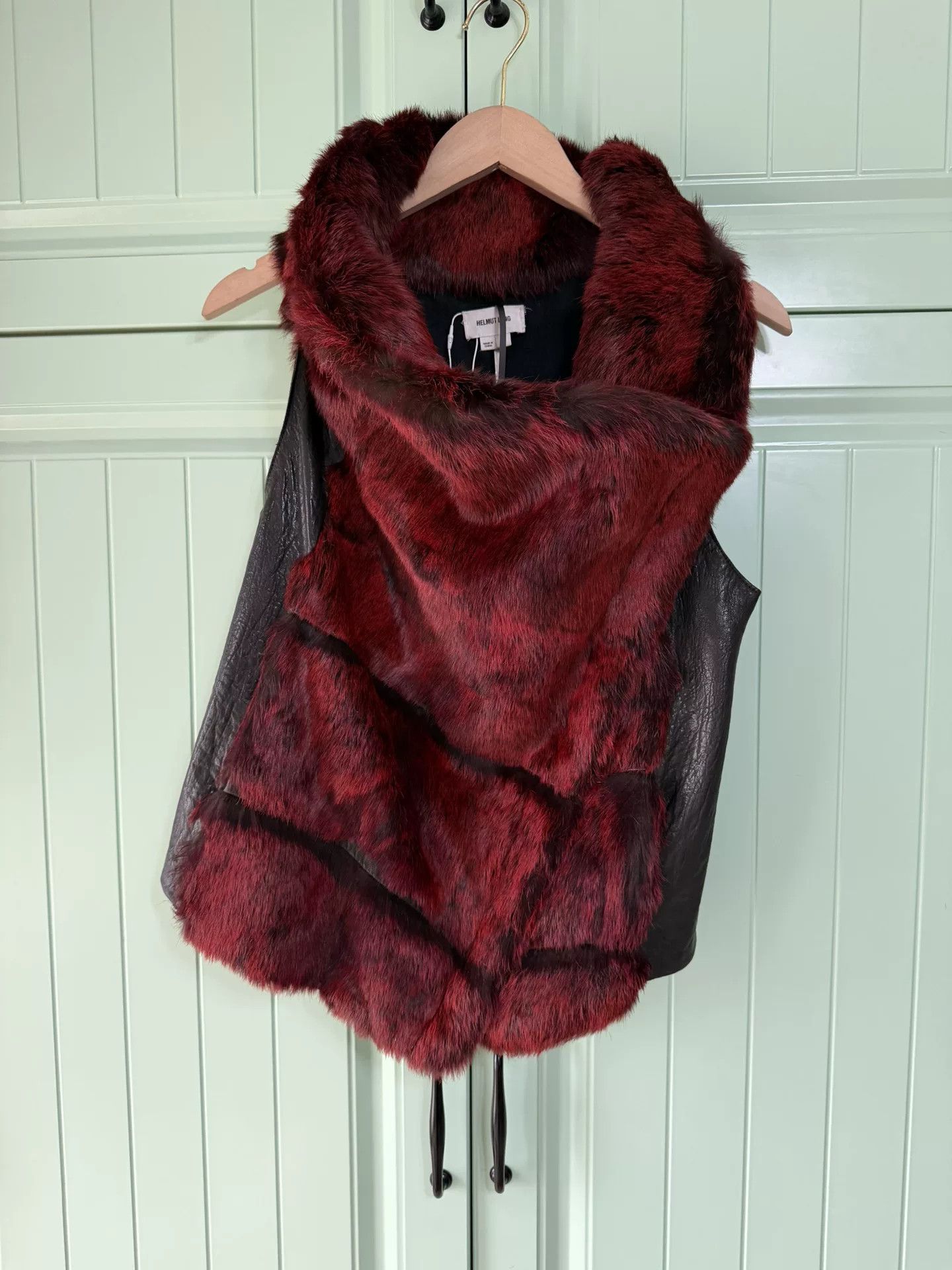 Helmut Lang Helmut Lang Red Fur Vest Size M / US 6-8 / IT 42-44 - 1 Thumbnail