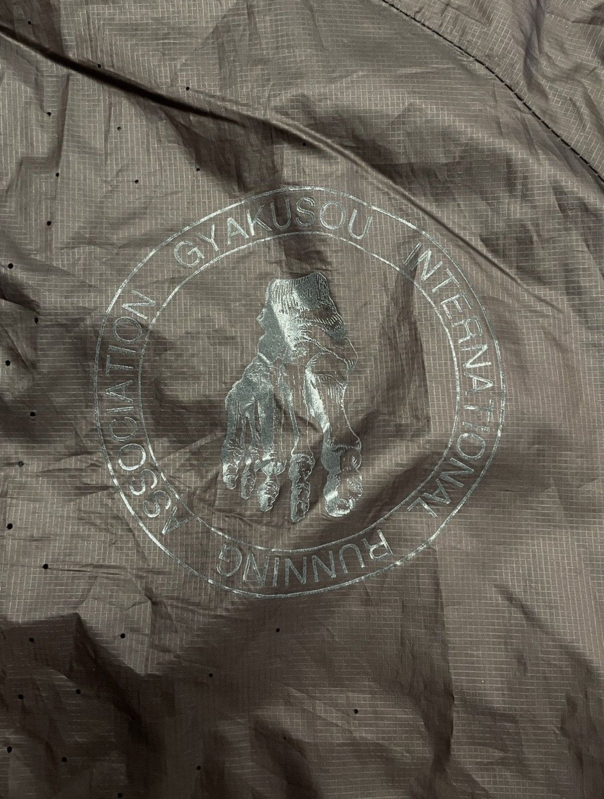 Nike × Undercover Nike x Undercover Gyakusou Light Windbreaker Size US L / EU 52-54 / 3 - 3 Thumbnail