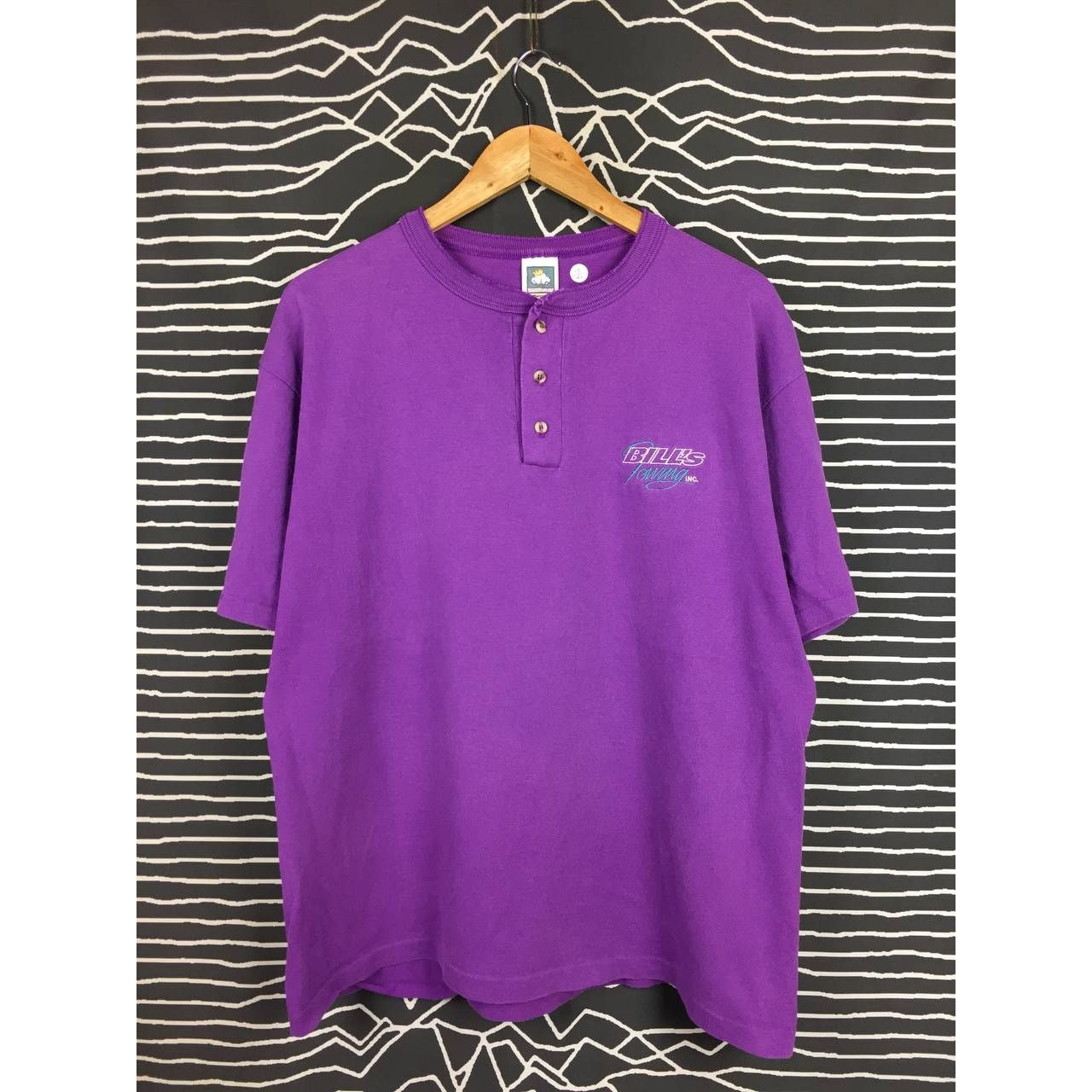 Vintage Vtg 90s Bill's Towing Inc Made In Usa Henley Neck Promo Tee Size US L / EU 52-54 / 3 - 1 Thumbnail