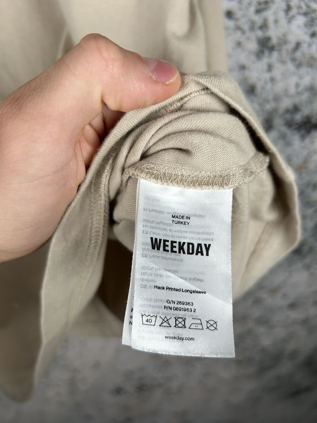 Weekday Weekday Graphic Tee Car Big Print Streetwear Hype Size US L / EU 52-54 / 3 - 6 Thumbnail