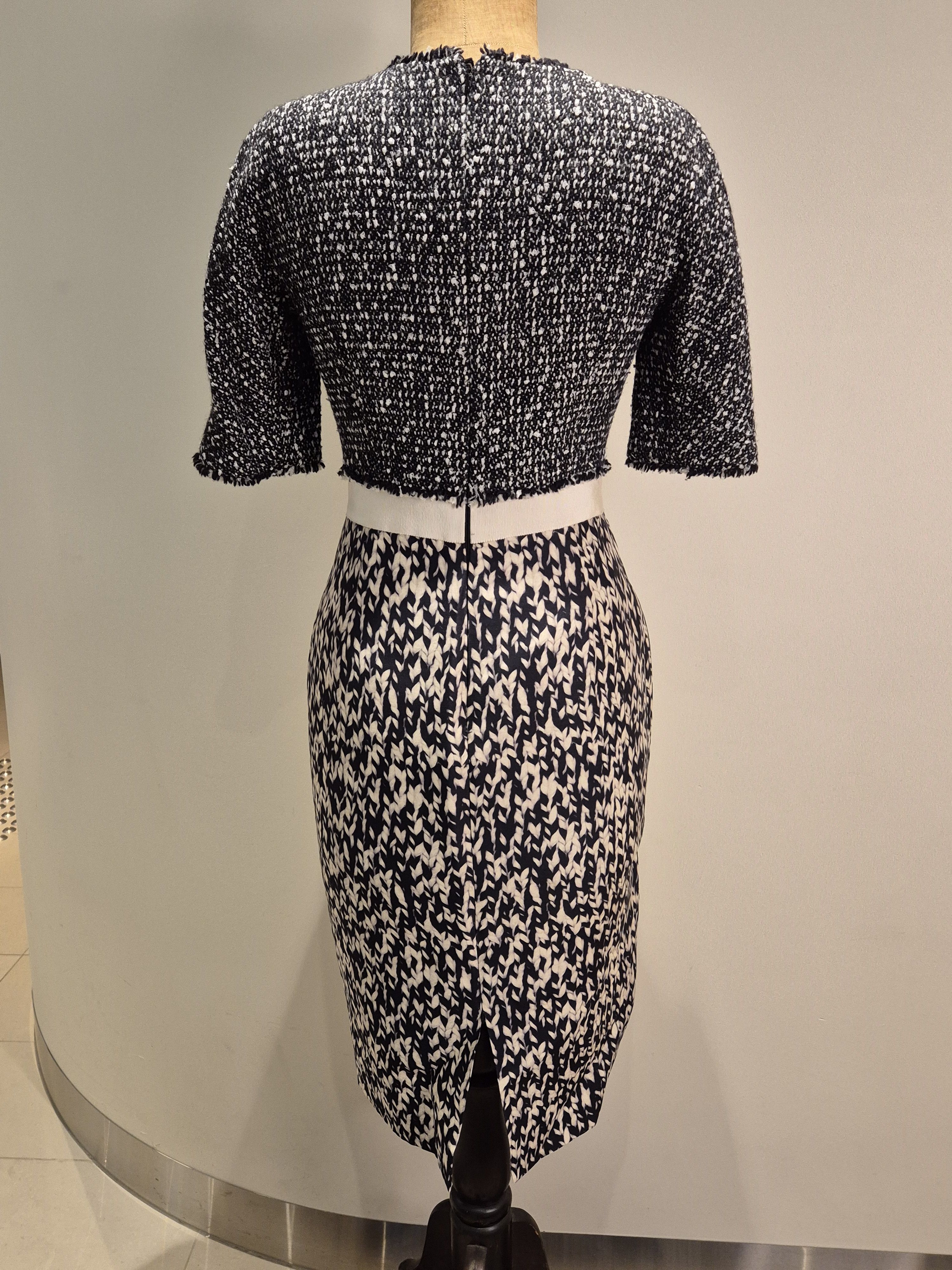 Giambattista Valli Giambattista Valli tweed/trompe l'oiell printed silk dress Size XS / US 0-2 / IT 36-38 - 2 Thumbnail