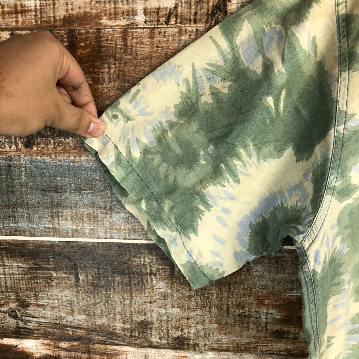 Other Outdoor Life Green camo leaf Shirt #A2315 Size US L / EU 52-54 / 3 - 7 Thumbnail