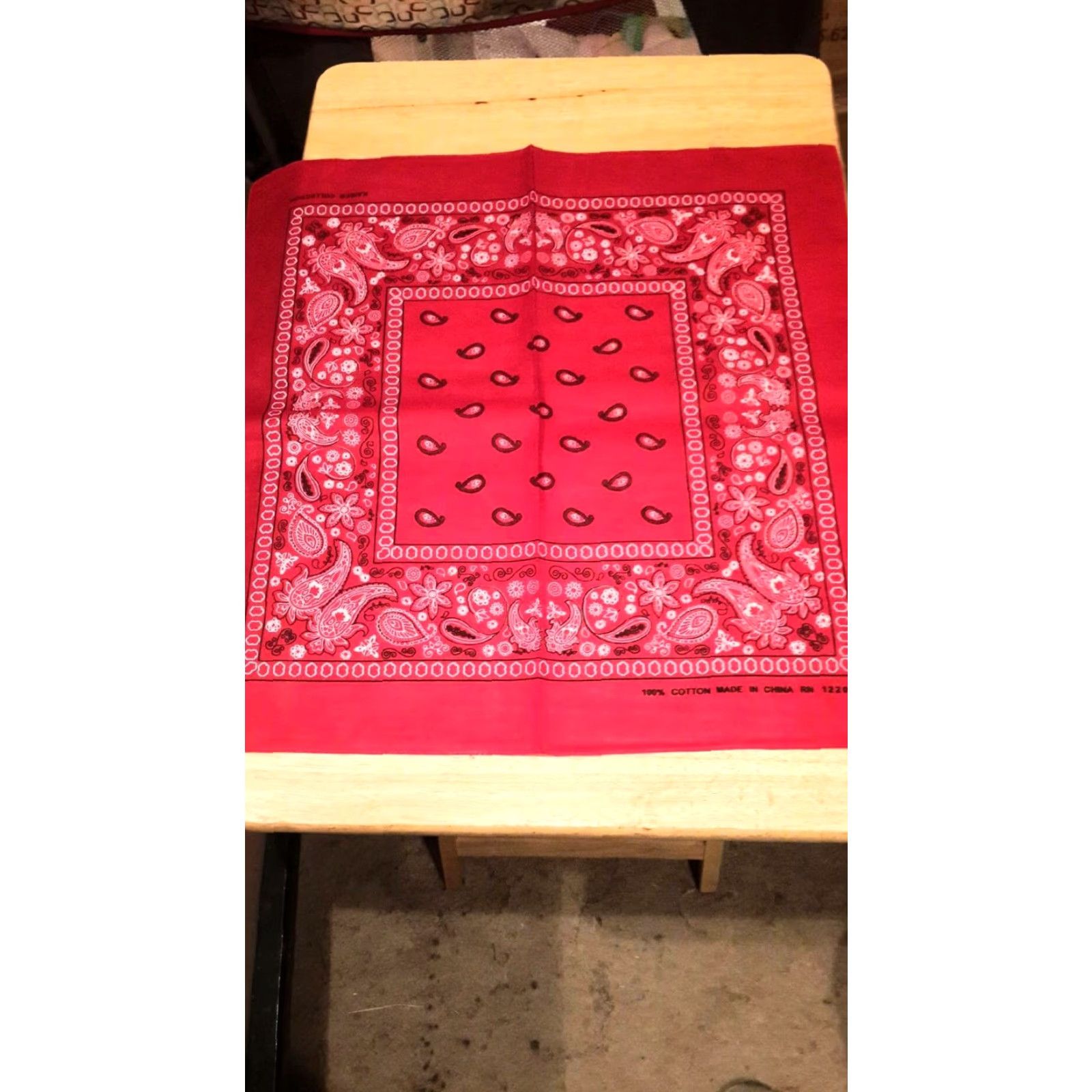 Vintage VINTAGE Unbranded Red Cotton Bandana Set of 3 Unisex 22x22 Inches Size ONE SIZE - 2 Thumbnail