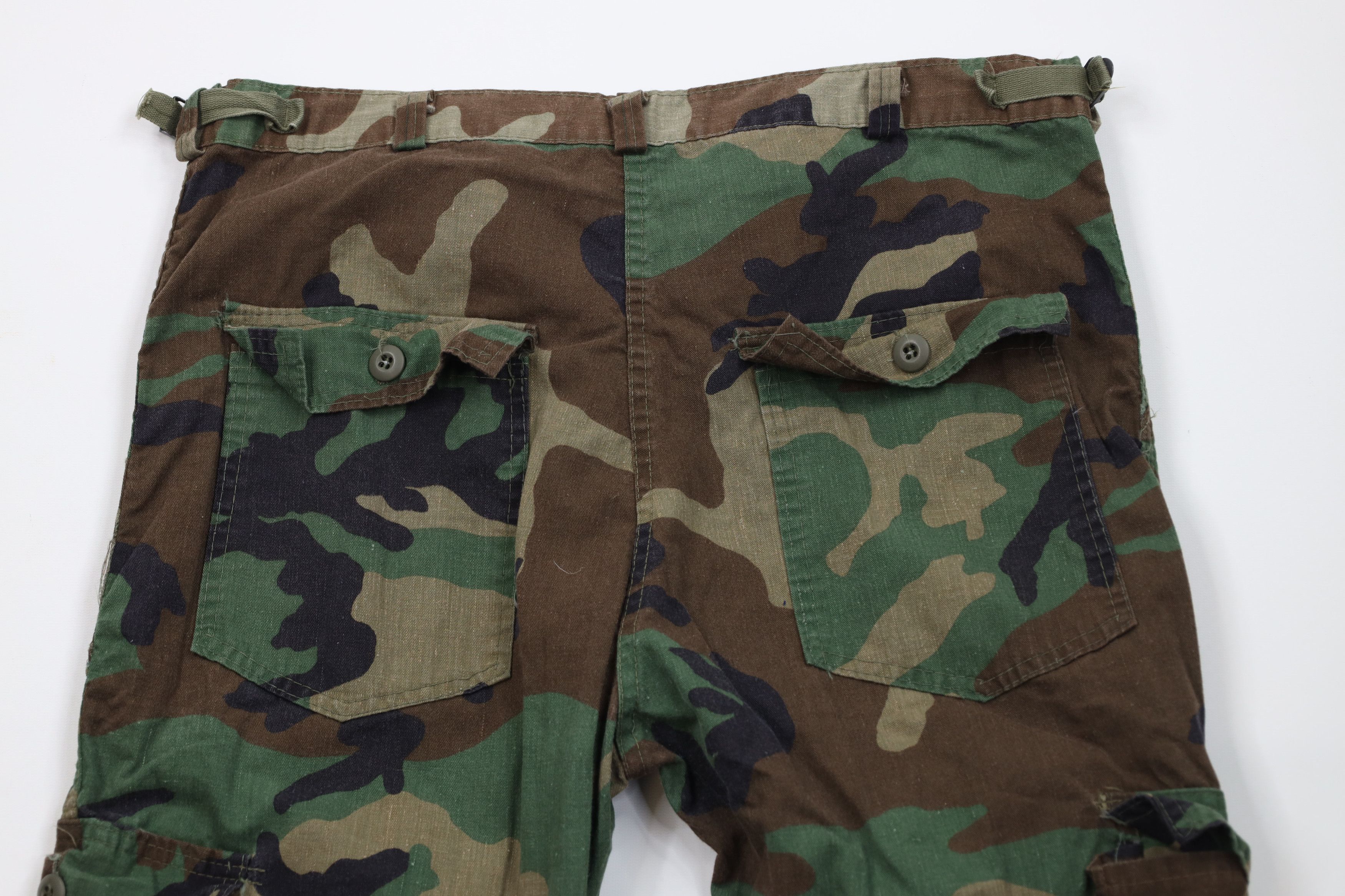Vintage Vintage 80s 90s Streetwear Wide Leg Camouflage Cargo Pants Size US 36 / EU 52 - 11 Thumbnail