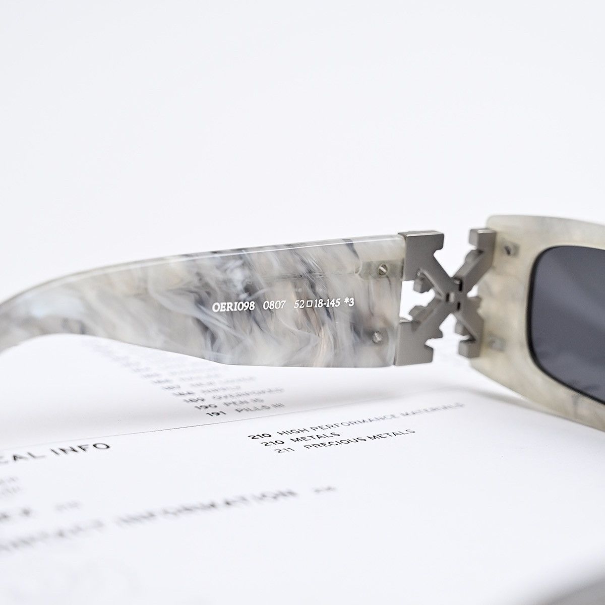 Off-White OFF WHITE ROMA SUNGLASSES Size ONE SIZE - 6 Thumbnail