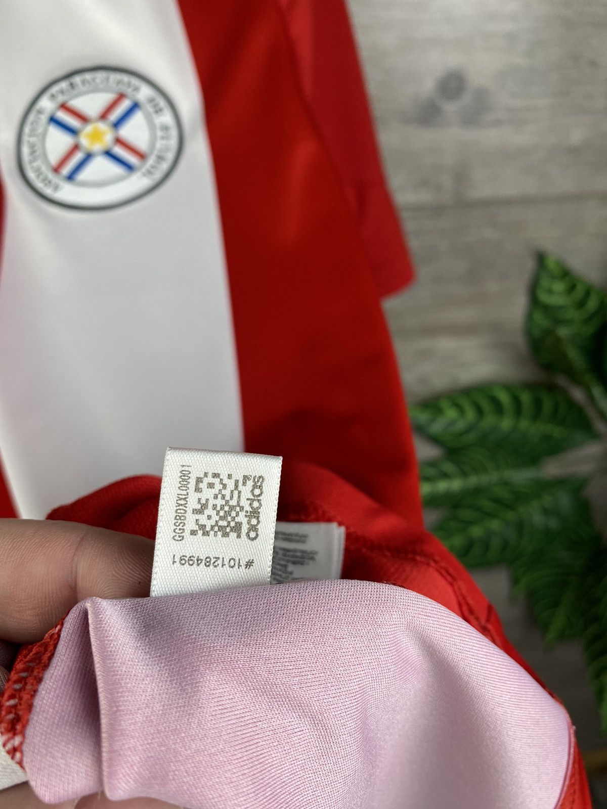 Adidas Paraguay 2009 Adidas Home Jersey Size US S / EU 44-46 / 1 - 7 Thumbnail