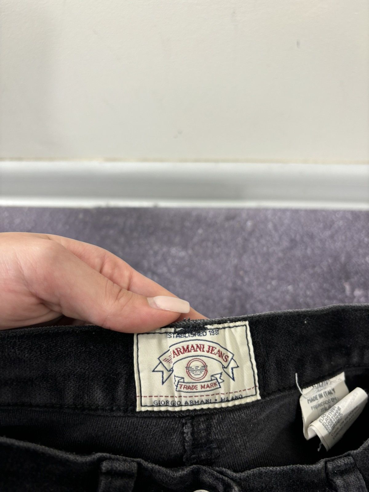 Armani Vintage 90s Armani Jeans Velvet Black Skinny Pants Jeans Size 28" / US 6 / IT 42 - 10 Thumbnail