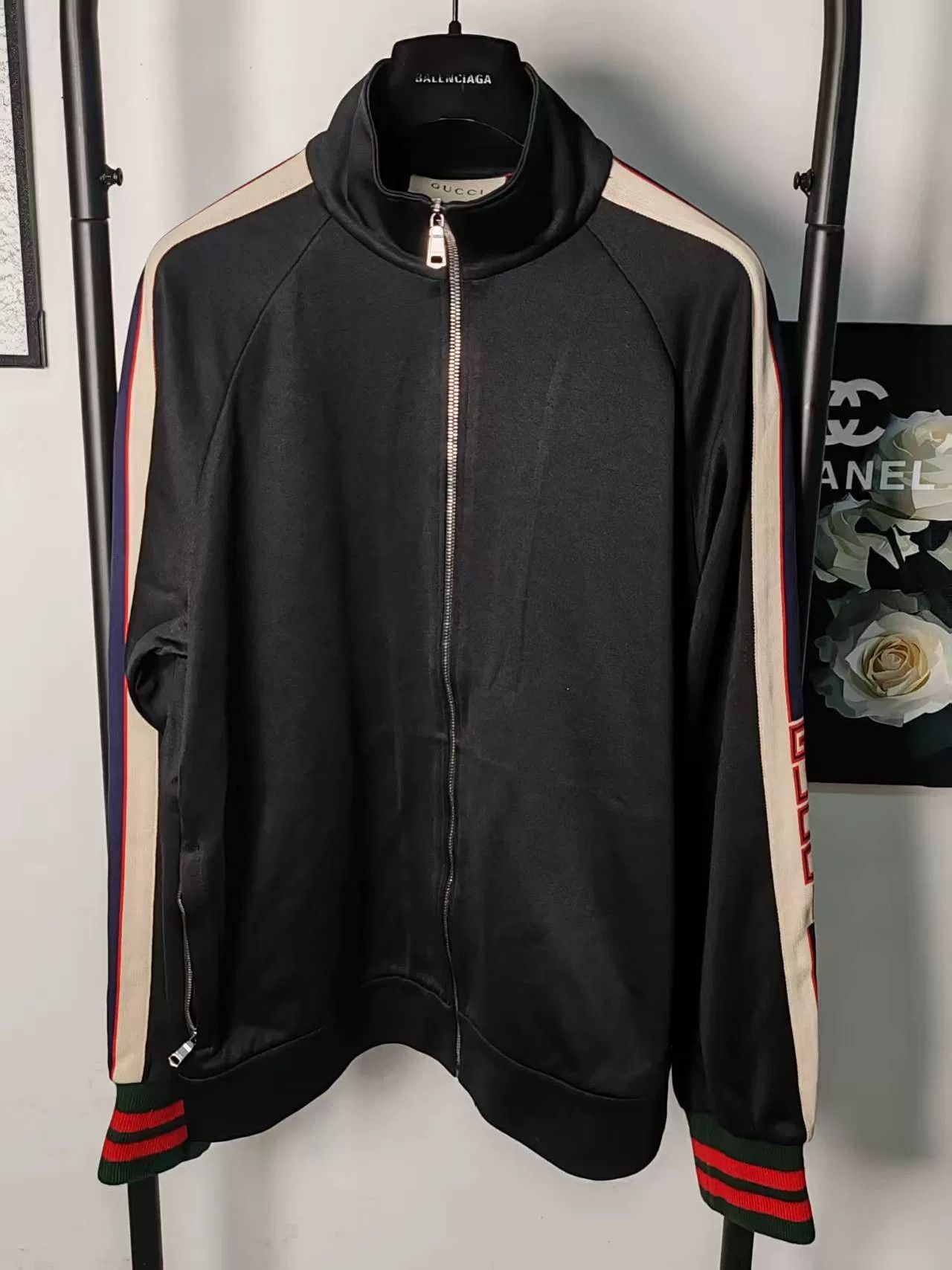 Gucci Gucci Logo Jacket in Black Color Size US M / EU 48-50 / 2 - 1 Thumbnail