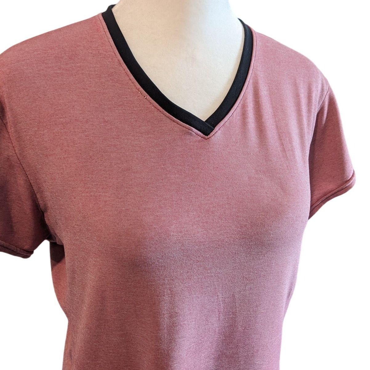 Other Title Nine Insport Athletic V-Neck Short Sleeve Tshirt Large Size L / US 10 / IT 46 - 2 Thumbnail