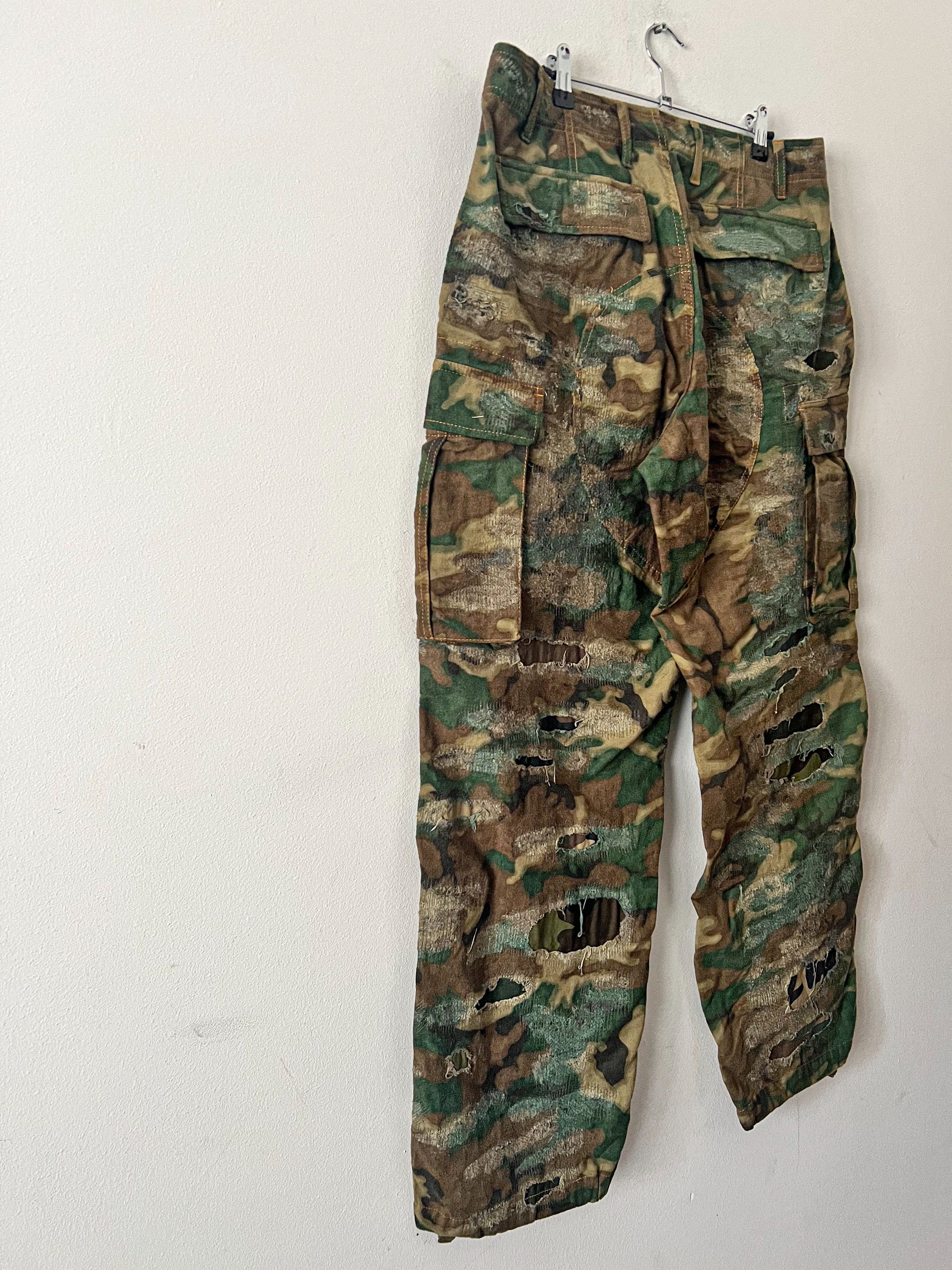 Givenchy Runway FW'23 Khaki Distressed Cargo Pants Size US 32 / EU 48 - 5 Thumbnail
