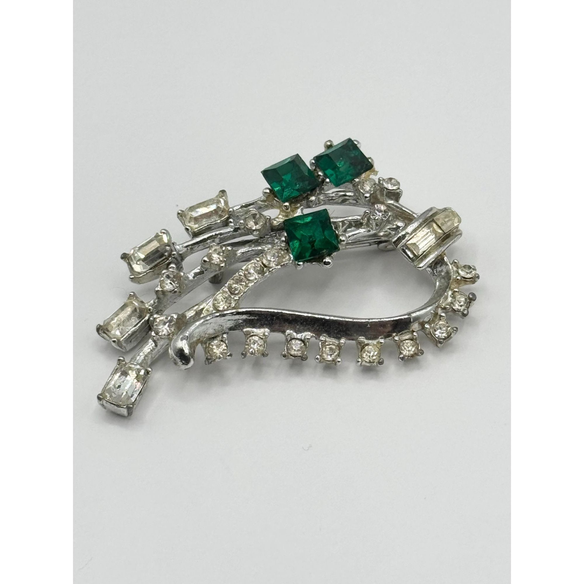 Vintage Vintage green rhinestone brooch pin Size ONE SIZE - 1 Thumbnail